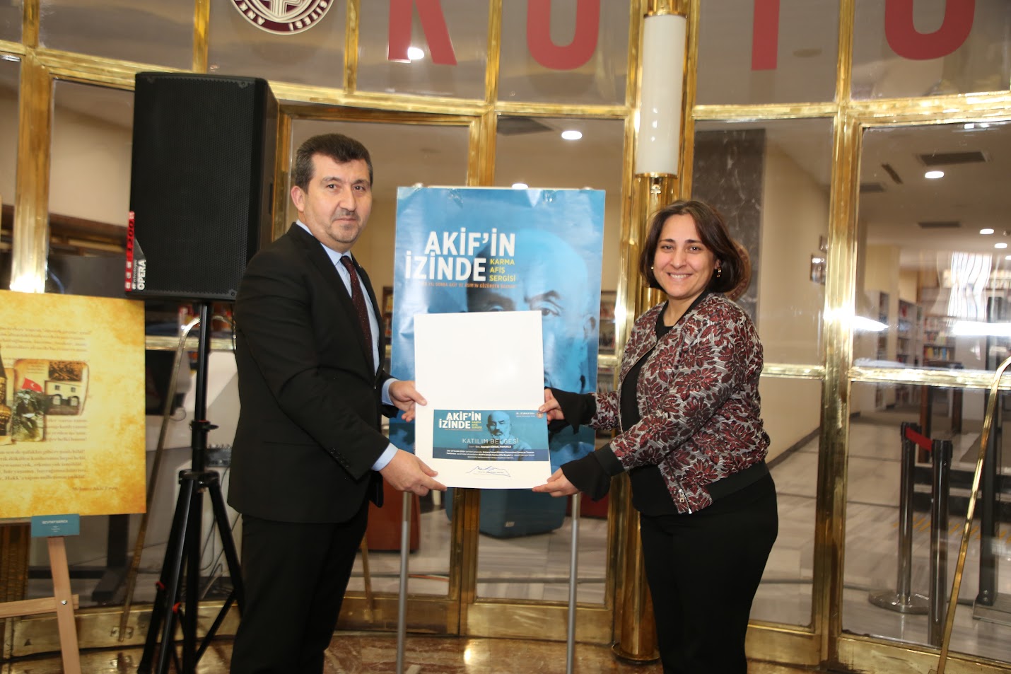 “Akif’in İzinde" Karma Afiş Sergisi ASBÜ’de Sergileniyor