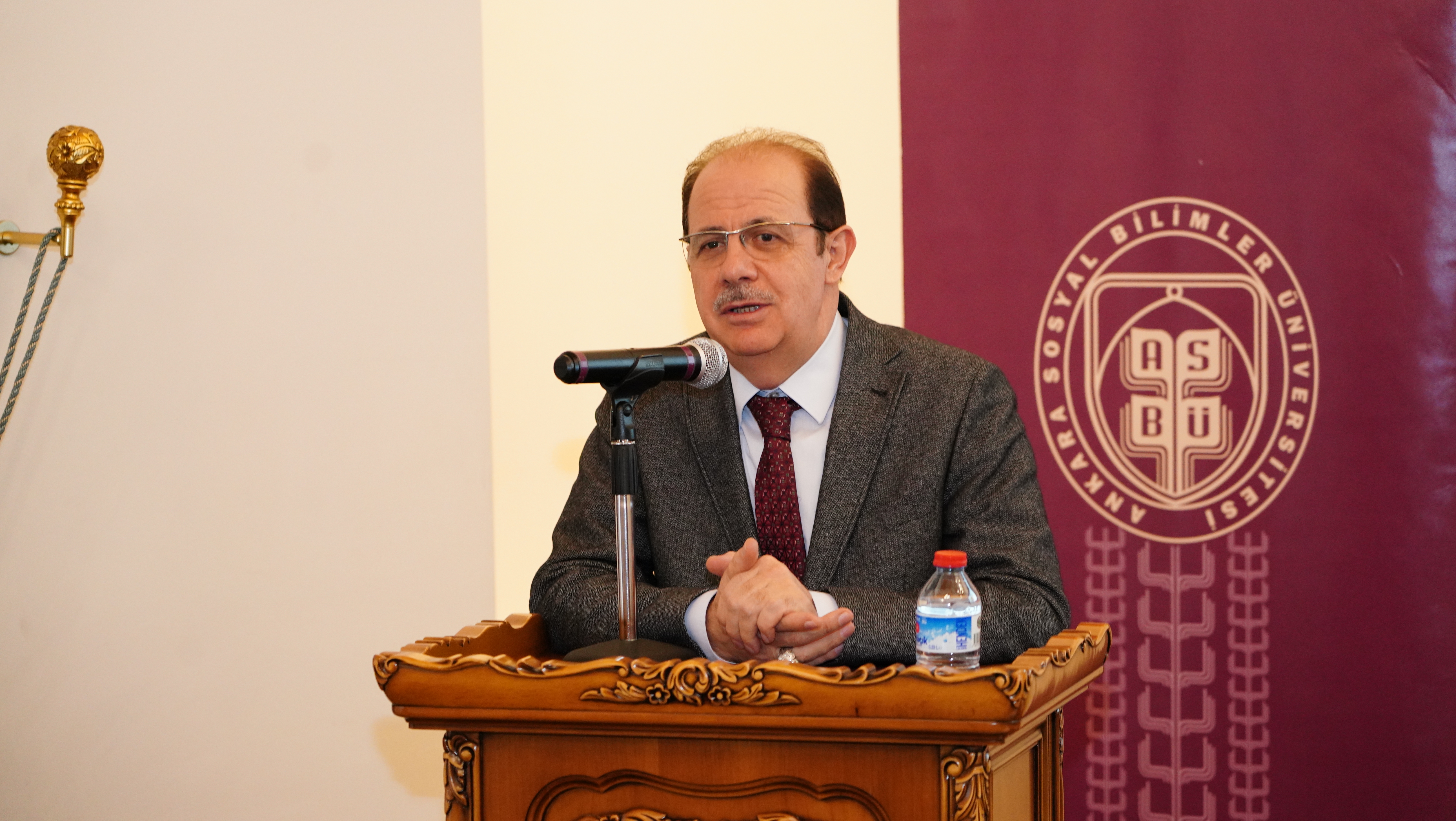 "Hacı Bayram Veli ve Tasavvuf Araştırmaları" Öğrenci Sempozyumu