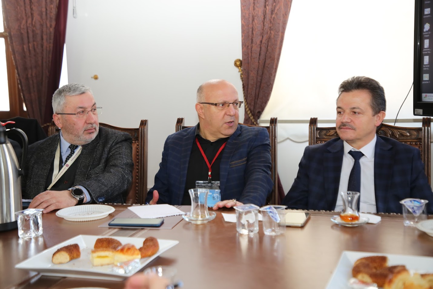 Prof. Dr. Ali Osman KURT,  Prof. Dr. Mehmet EVKURAN ve  Prof. Dr. Metin ÖZDEMİR
