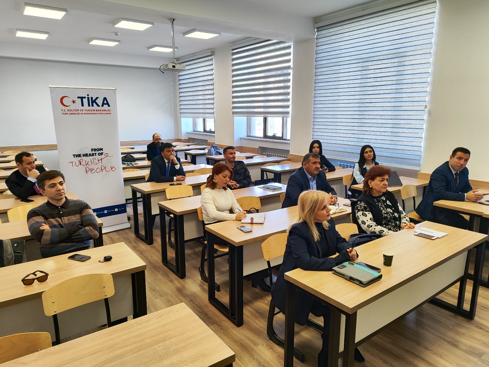 Seminer salonundan genel bir görüntü