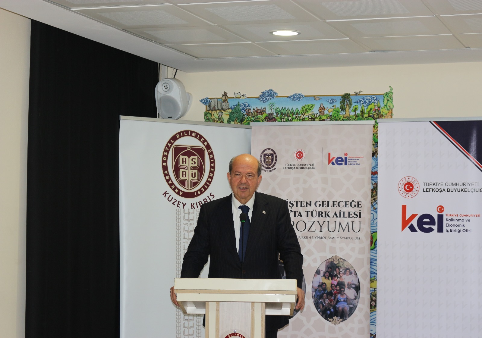 “Geçmişten Geleceğe Kıbrıs’ta Türk Ailesi” Sempozyumu KKTC’de Düzenlendi