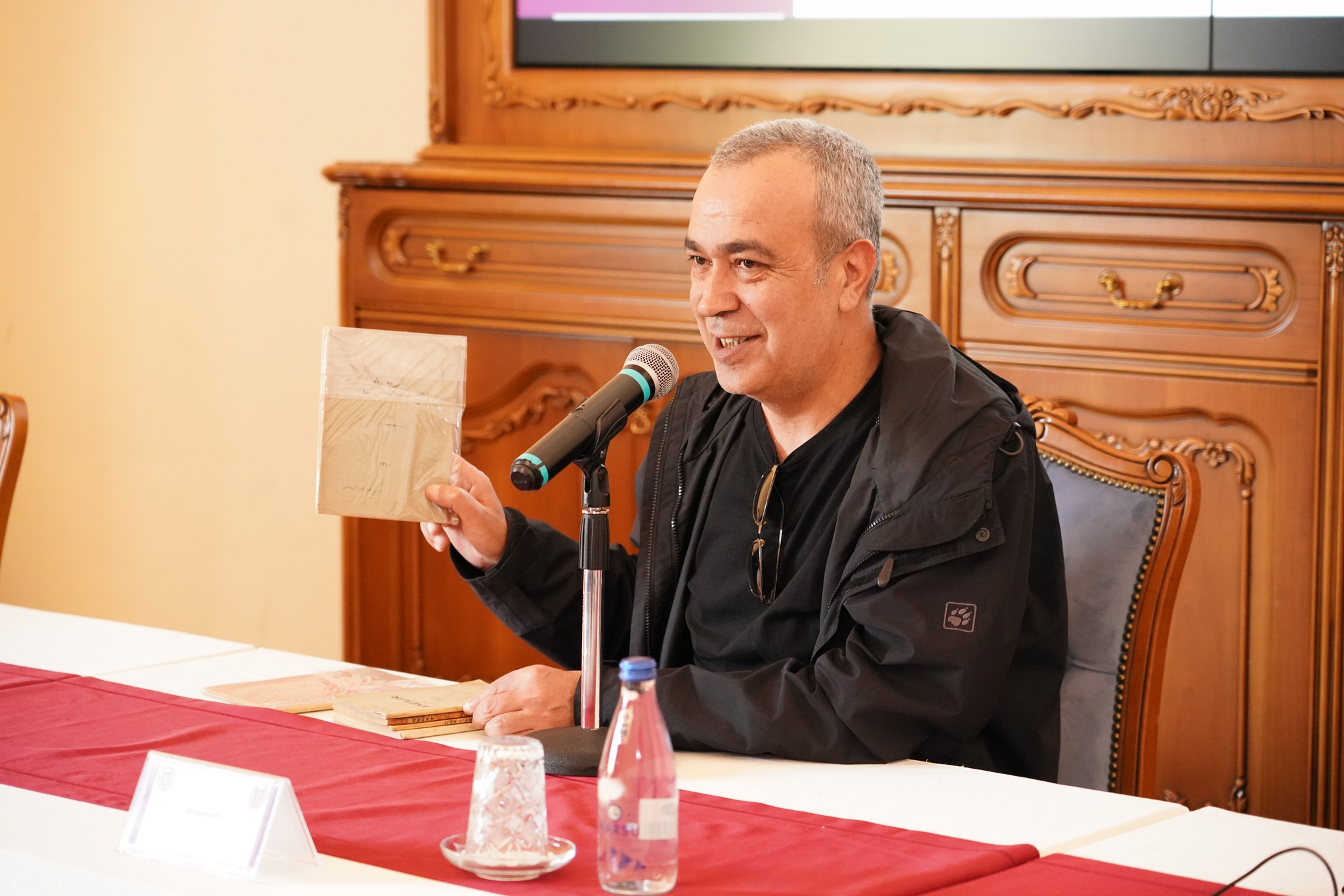 ASBÜ Türk Dili ve Edebiyatı Bölümü tarafından 8 Mayıs 2025 tarihinde düzenlenen Arif Nihat Asya Konferansı gerçekleştirildi.