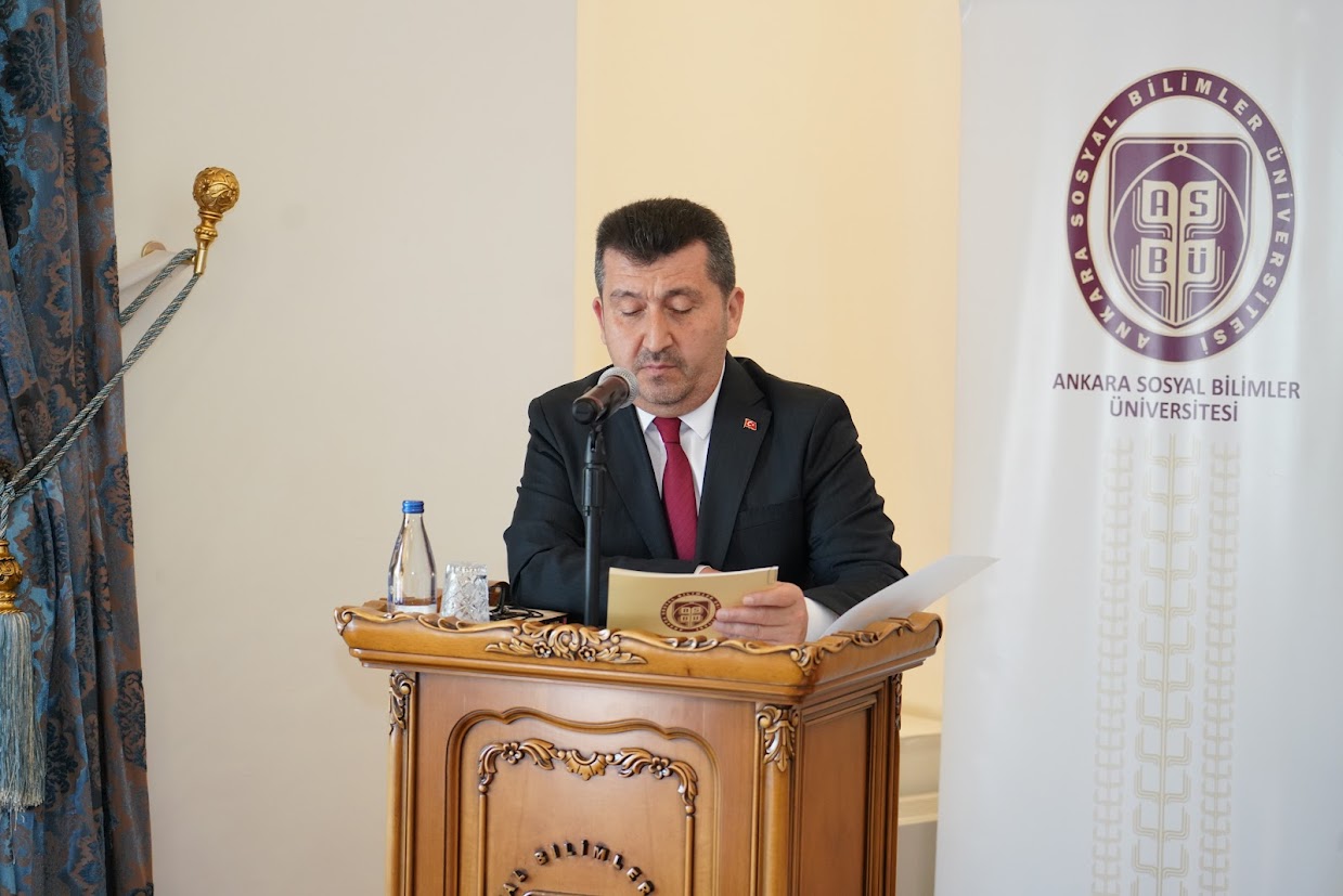“Japonya’da İslam ve Diğer Dinler Sempozyumu”