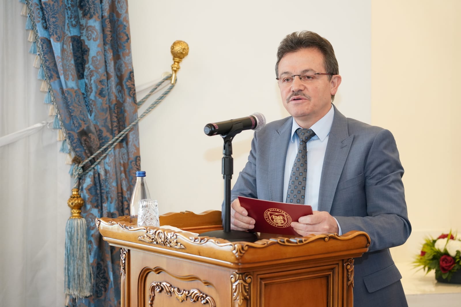 “Japonya’da İslam ve Diğer Dinler Sempozyumu”