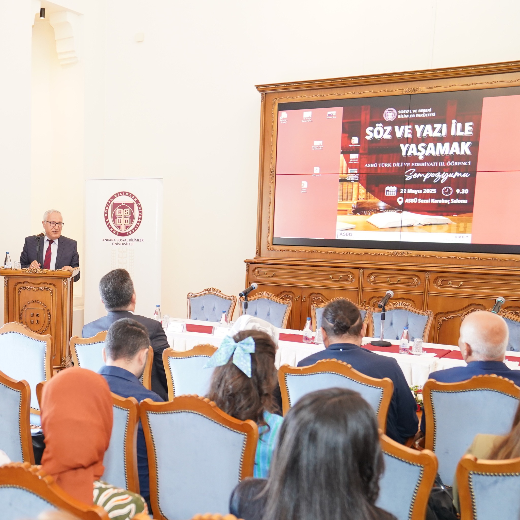 ASBÜ Türk Dili ve Edebiyatı Bölümü “Söz ve Yazı ile Yaşamak” Öğrenci Sempozyumunun Üçüncüsü Düzenlendi