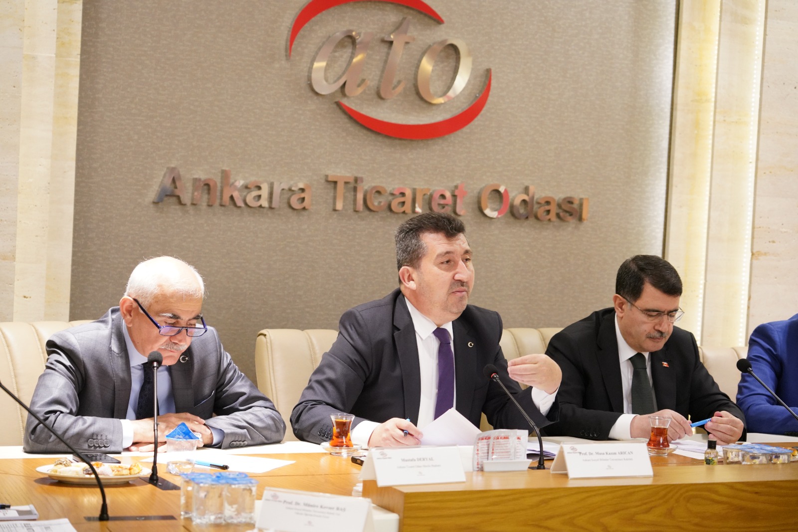 Bilge Yazarlar Projesi Kapsamında "Kreatif Sektör Paydaşları ile Tecrübe Paylaşımı Toplantısı" 