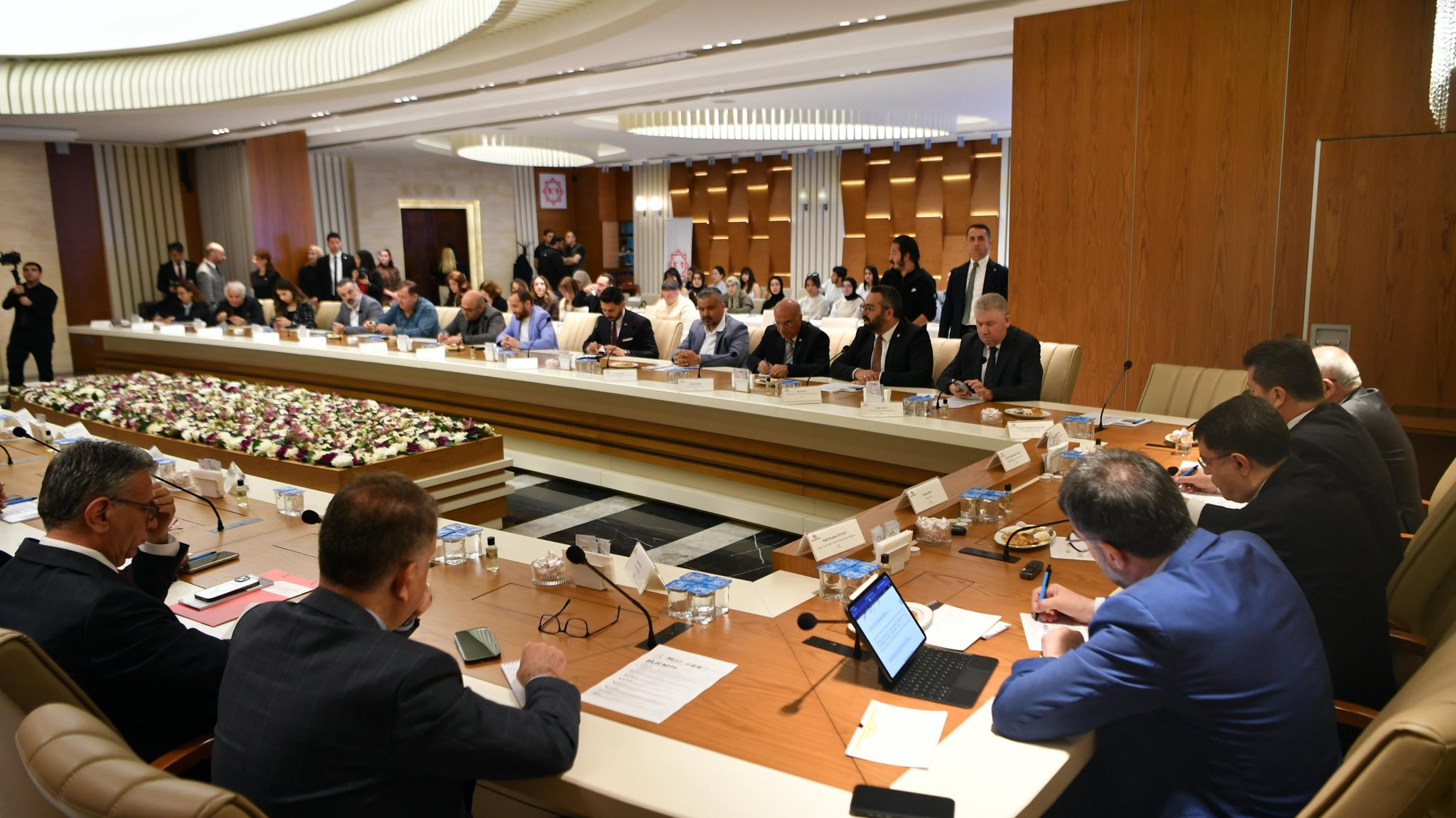 Bilge Yazarlar Projesi Kapsamında "Kreatif Sektör Paydaşları ile Tecrübe Paylaşımı Toplantısı" 