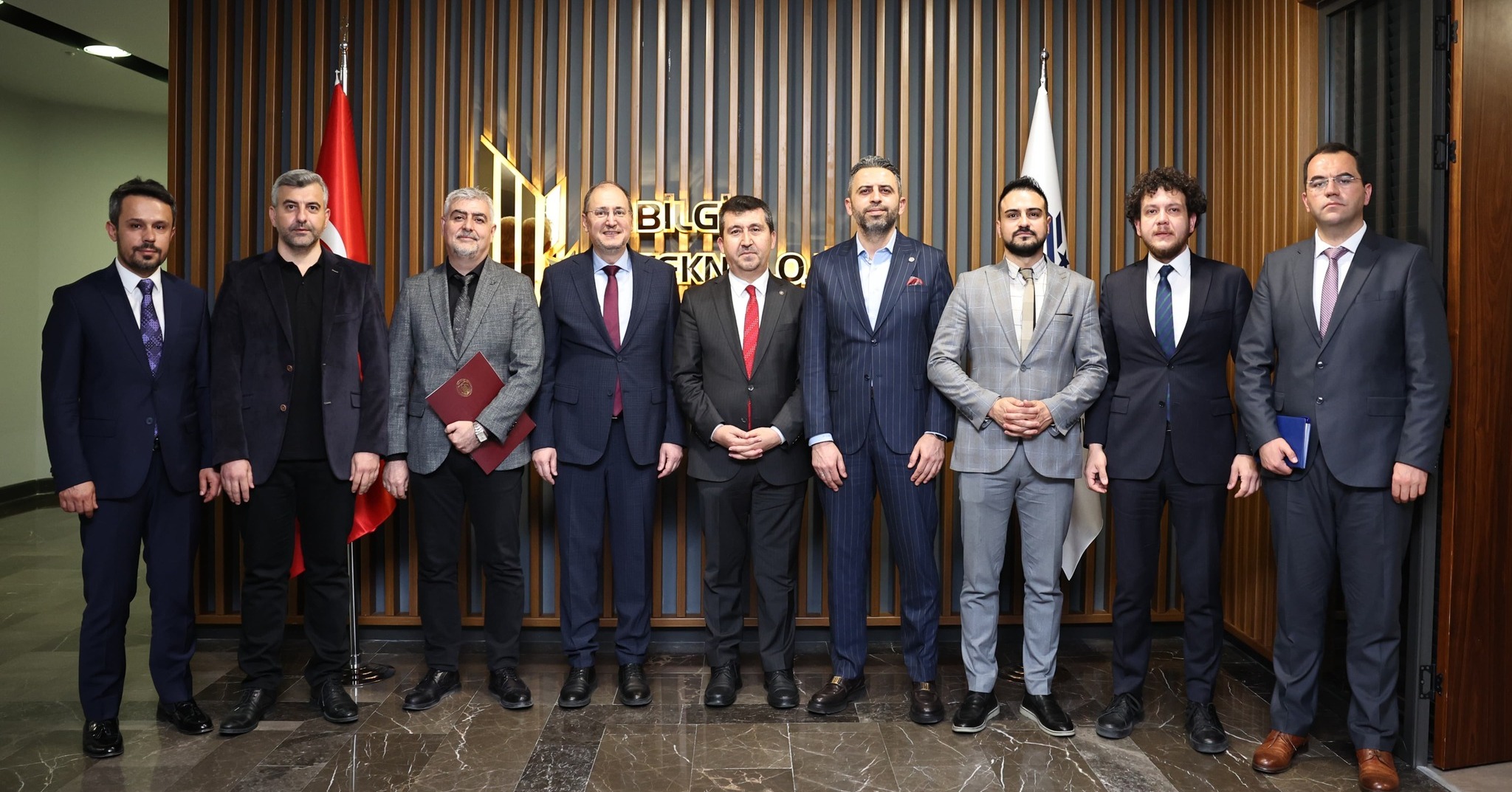 toplu fotoğraf çekildi