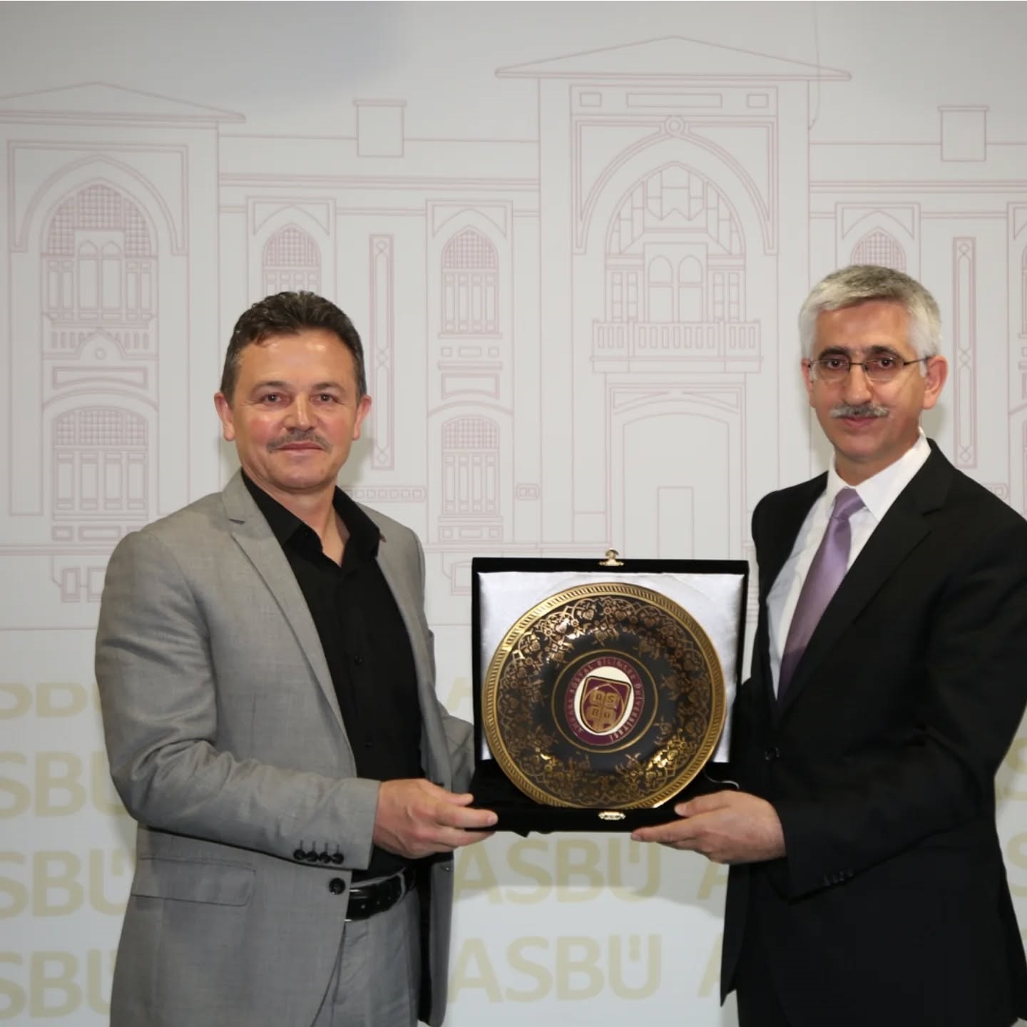 ASBÜ, Bulgaristan Yaratıcı Yazarlık Atölyesi Çalıştayı’na Ev Sahipliği Yaptı