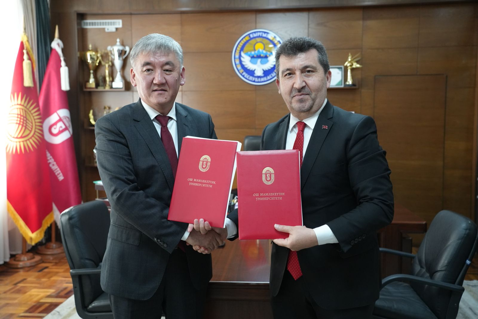 ASBÜ ile Kırgız-Özbek Uluslararası Batıralı Sıdıkov Üniversitesi Arasında İş Birliği Protokolü İmzalandı