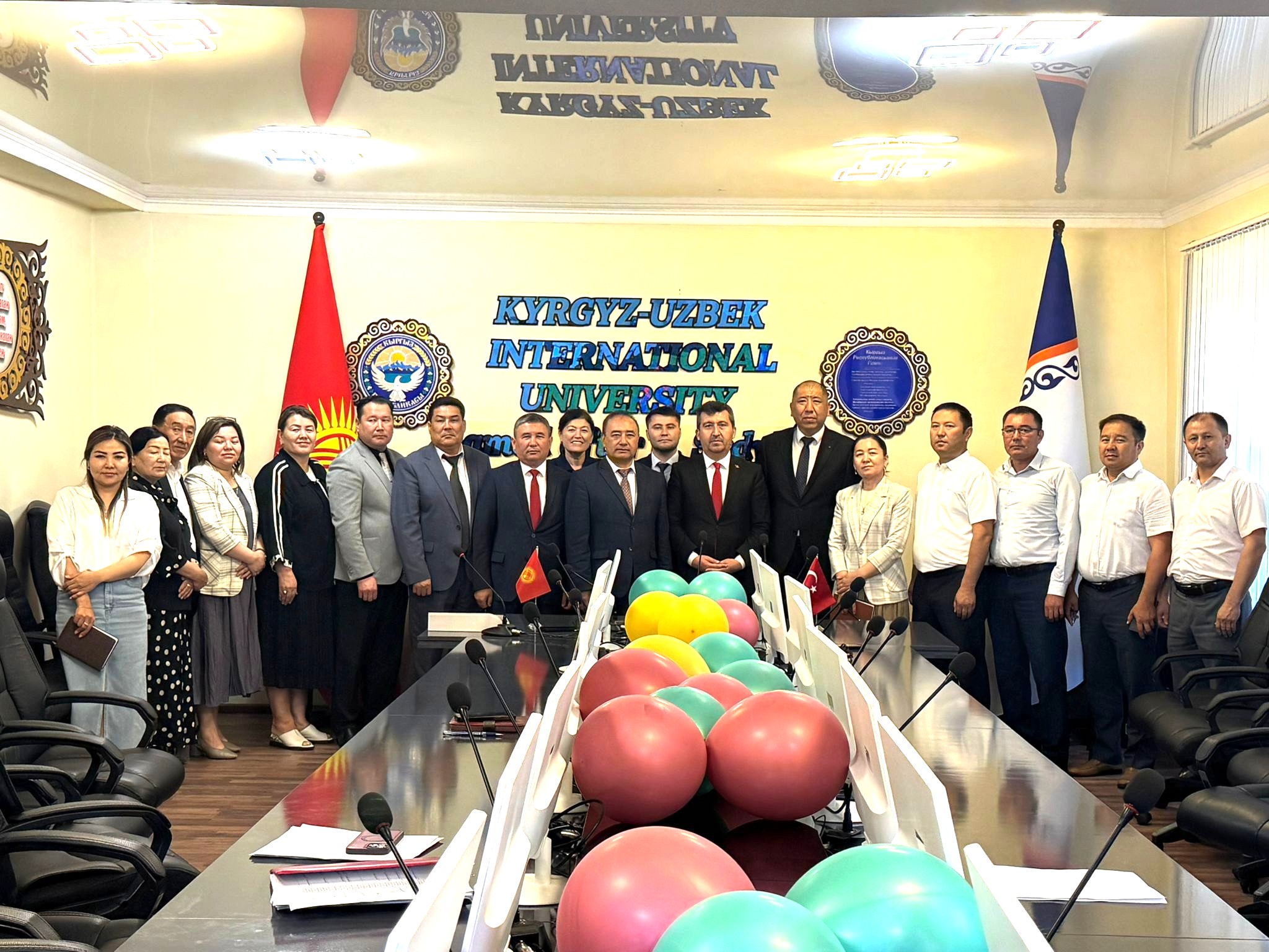 ASBÜ ile Kırgız-Özbek Uluslararası Batıralı Sıdıkov Üniversitesi Arasında İş Birliği Protokolü İmzalandı