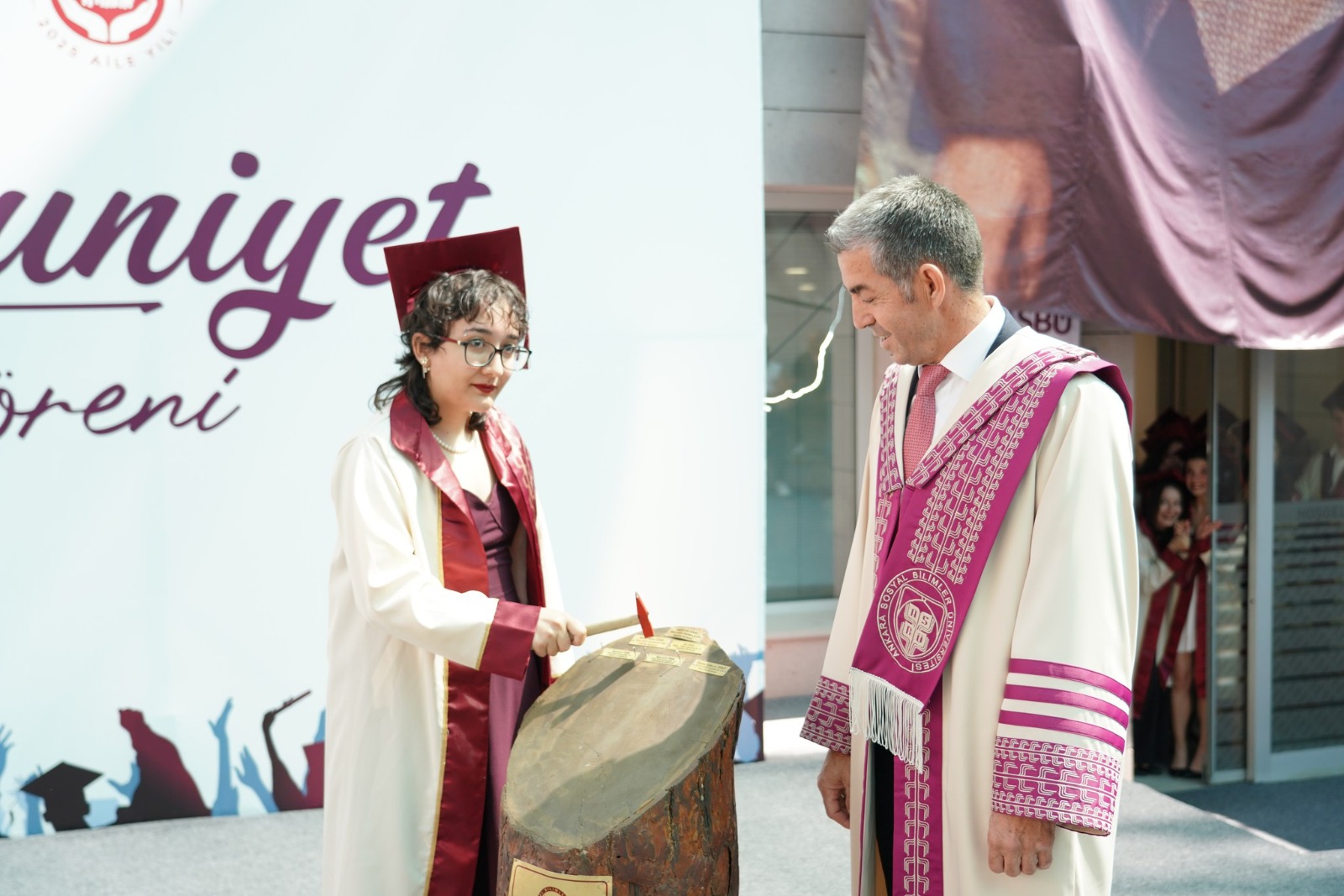 🎓 ASBÜ Yabancı Diller Fakültesi Mezuniyet Töreni 🎓