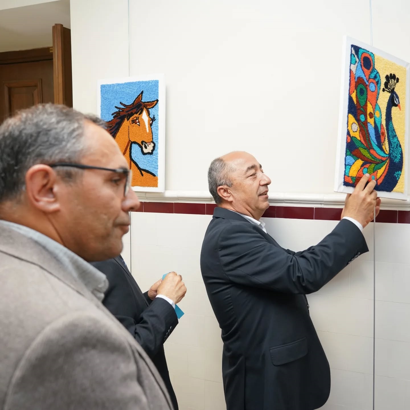 İpliğin Renkle Dansı Kişisel Resim Sergisi