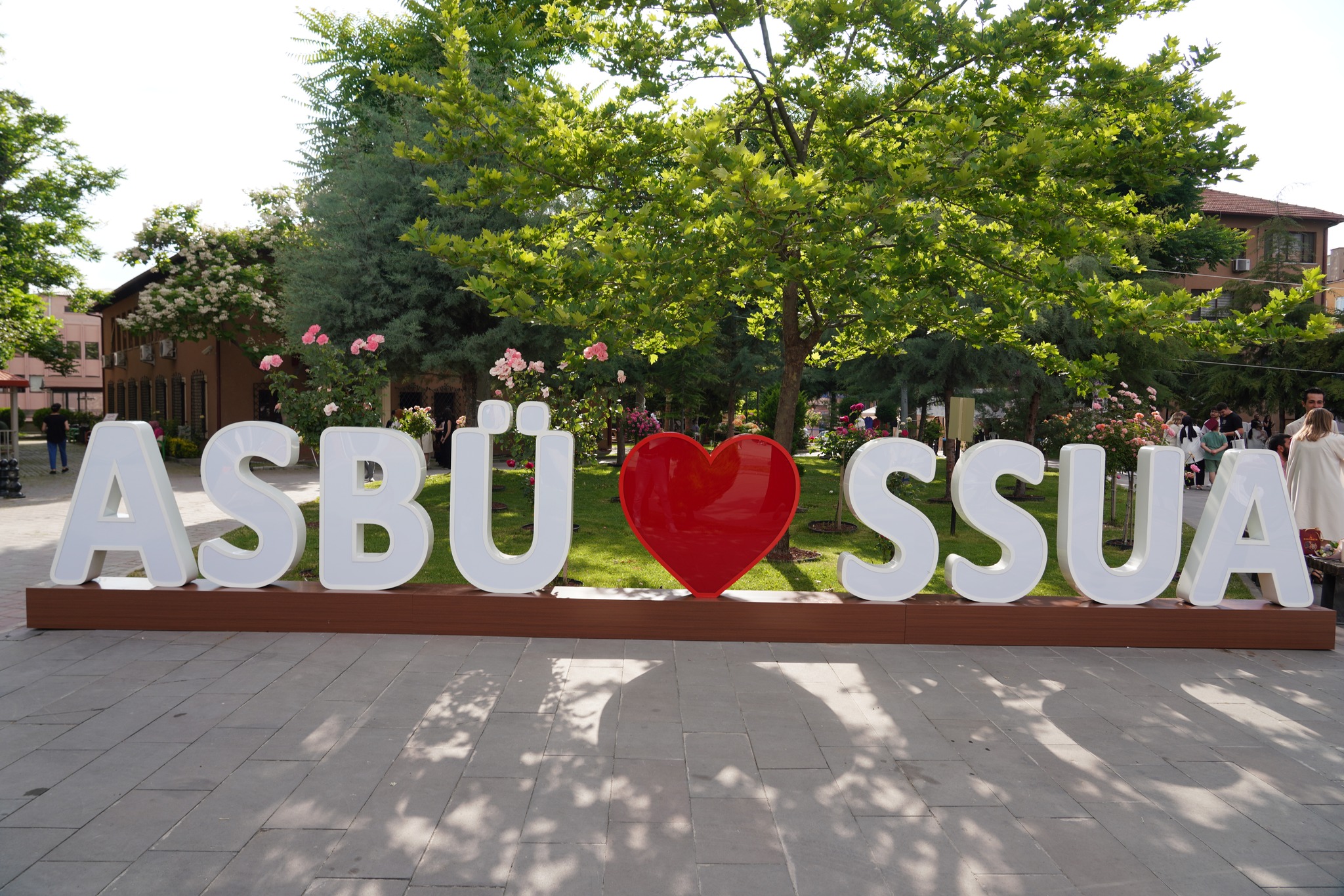 🎓 ASBÜ Sosyal ve Beşeri Bilimler Fakültesi 2024-2025 Mezuniyet Töreni 🎉