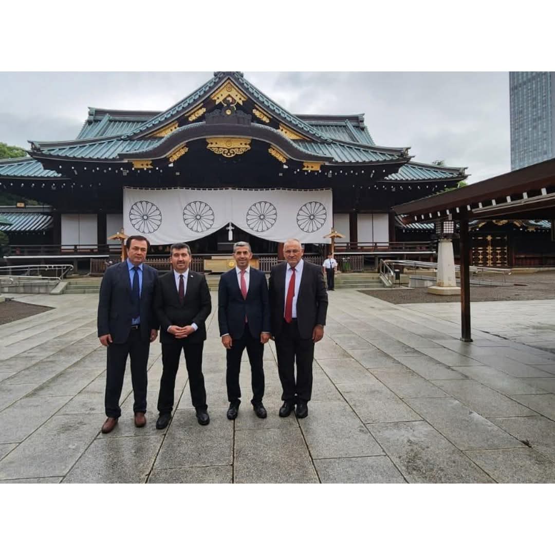 ASBÜ’nün Japonya Temasları Kapsamında Anlamlı Yasukuni Mezarlığı Ziyareti 🇯🇵