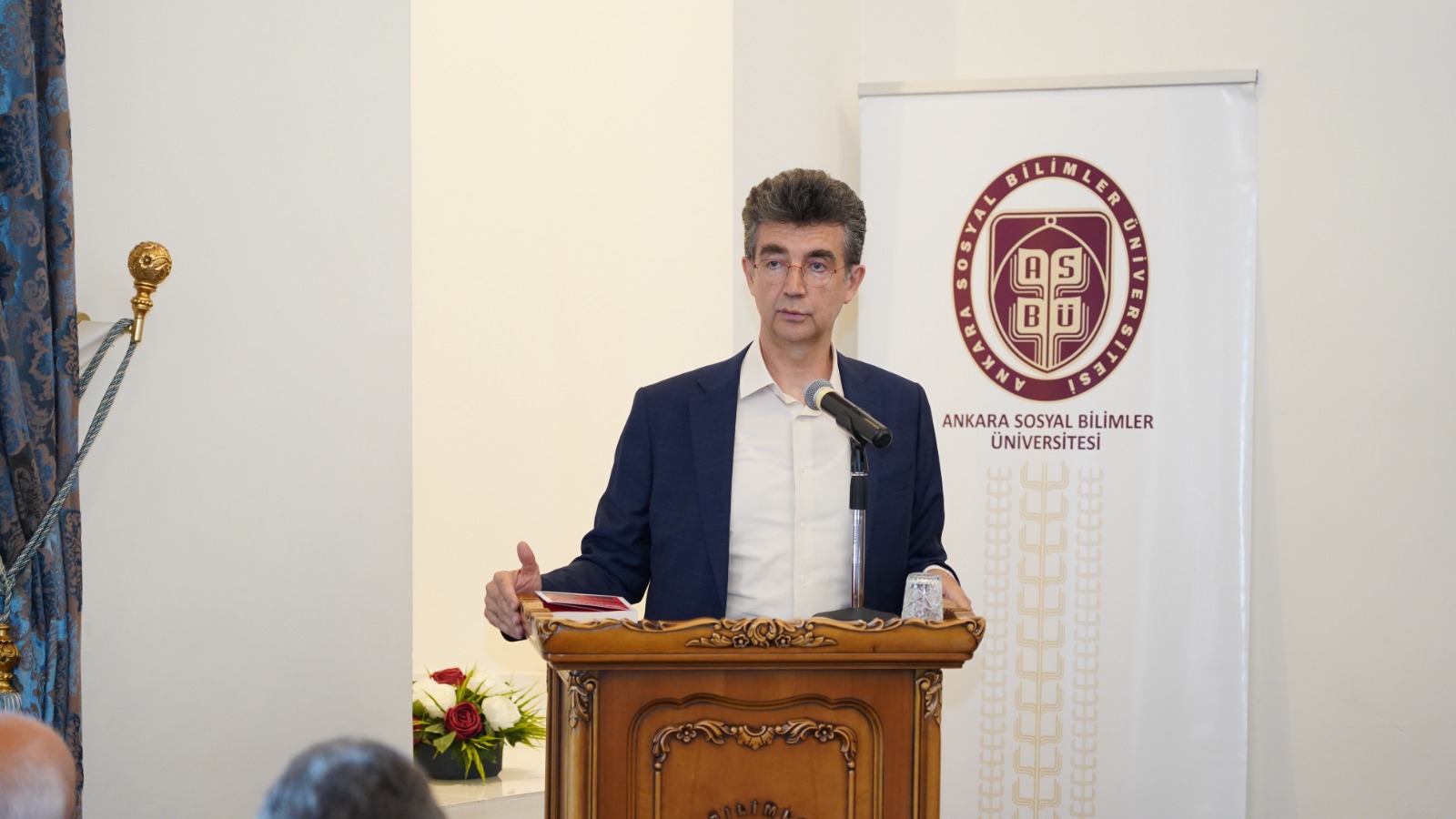 ASBÜ’de "15 Temmuz'un Siyasi, Ekonomik ve Toplumsal Yansımaları" Paneli Akademisyenlerin katılımıyla gerçekleşen panelde 15 Temmuz darbe girişiminin çok boyutlu etkileri ele alındı. 