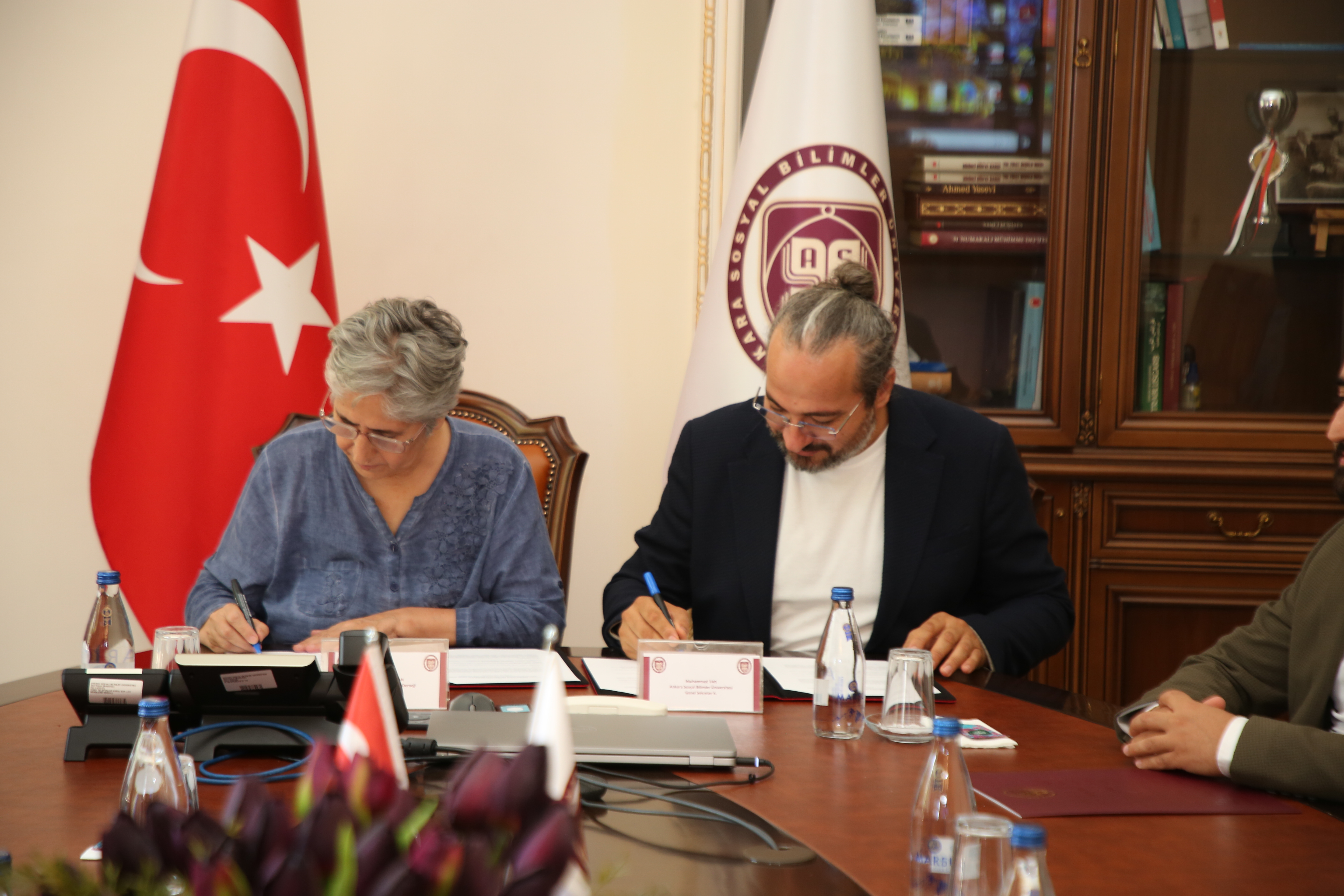ASBÜ ve Kızılelma Derneği'nden Gençleri Güçlendirecek İş Birliği: "Donanımlı Ol, Bağımlı Olma" 