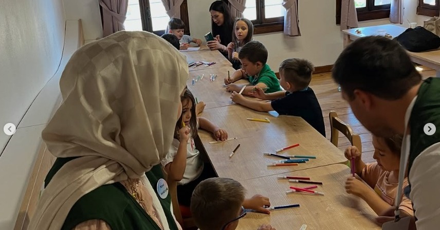 ASBÜ Genç Yeşilay Topluluğu tarafından yürütülen YAŞAM Projesi kapsamında, bağımlılıklarla mücadele konusunda farkındalık oluşturmak amacıyla çeşitli etkinlikler gerçekleştirildi.