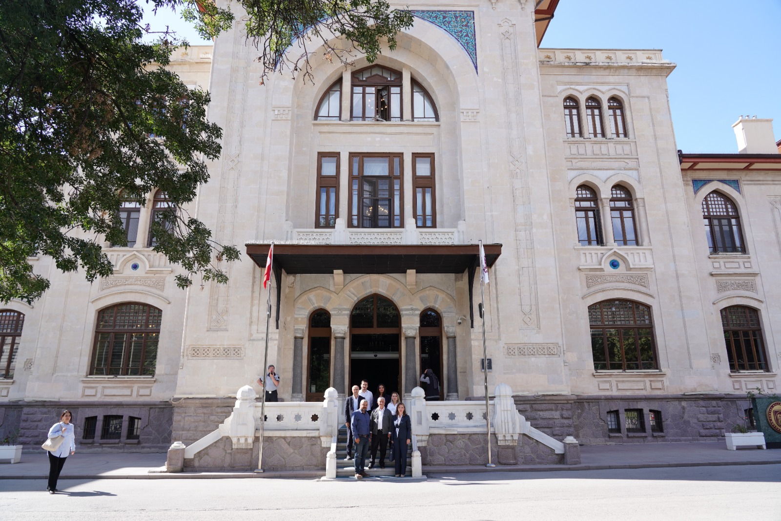 ASBÜ’de Bilge Yazarlar Projesi Toplantısı