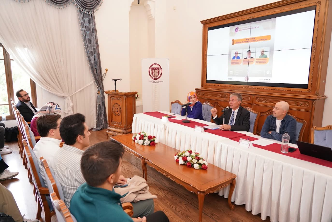 ASBÜ İlahiyat Fakültesi’nde Din Sosyolojisi Etkinlikleri Başladı