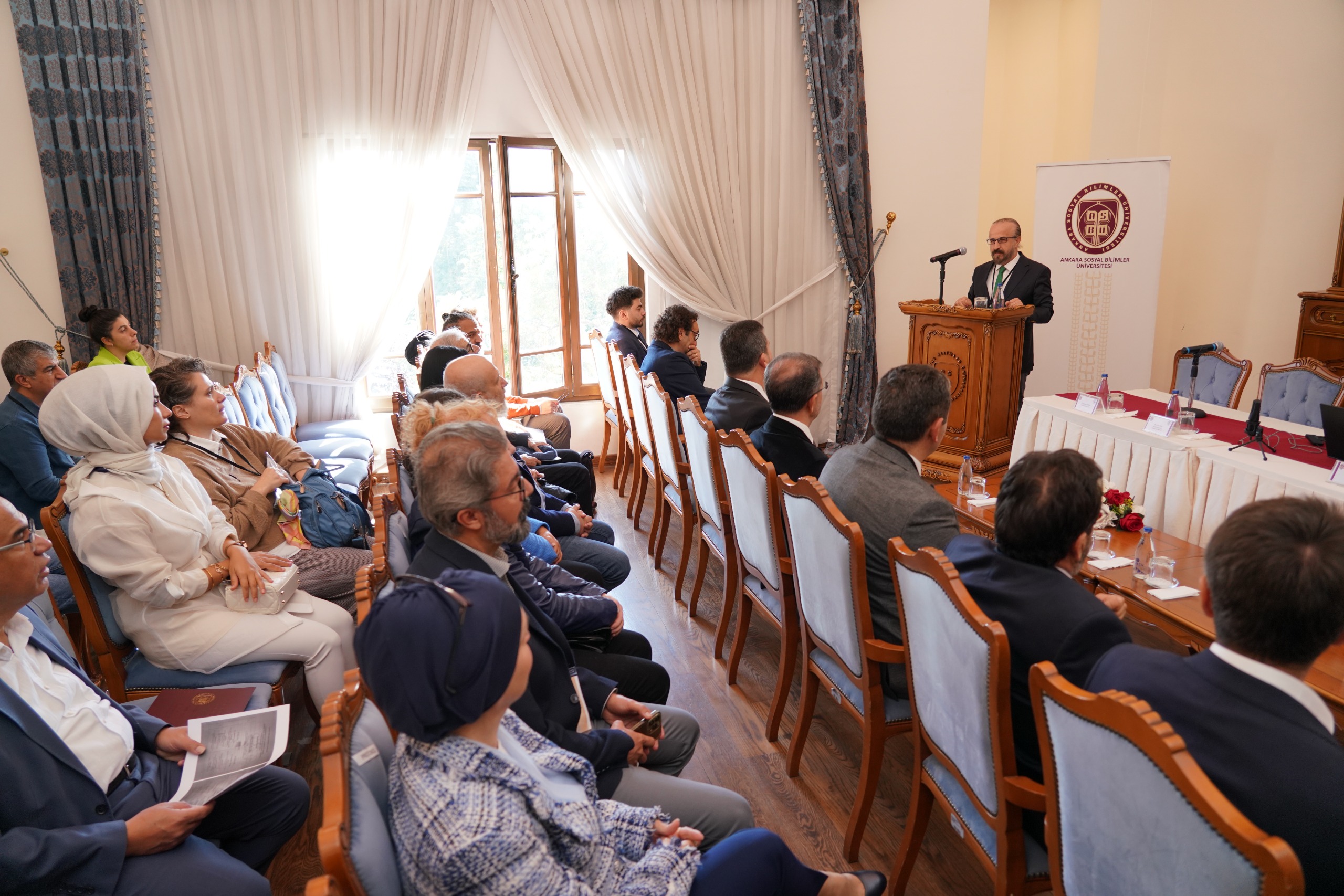 ASBÜ – FDD I. Uluslararası Felsefi Danışmanlık Kongresi’nin İlk Günü Gerçekleştirildi 