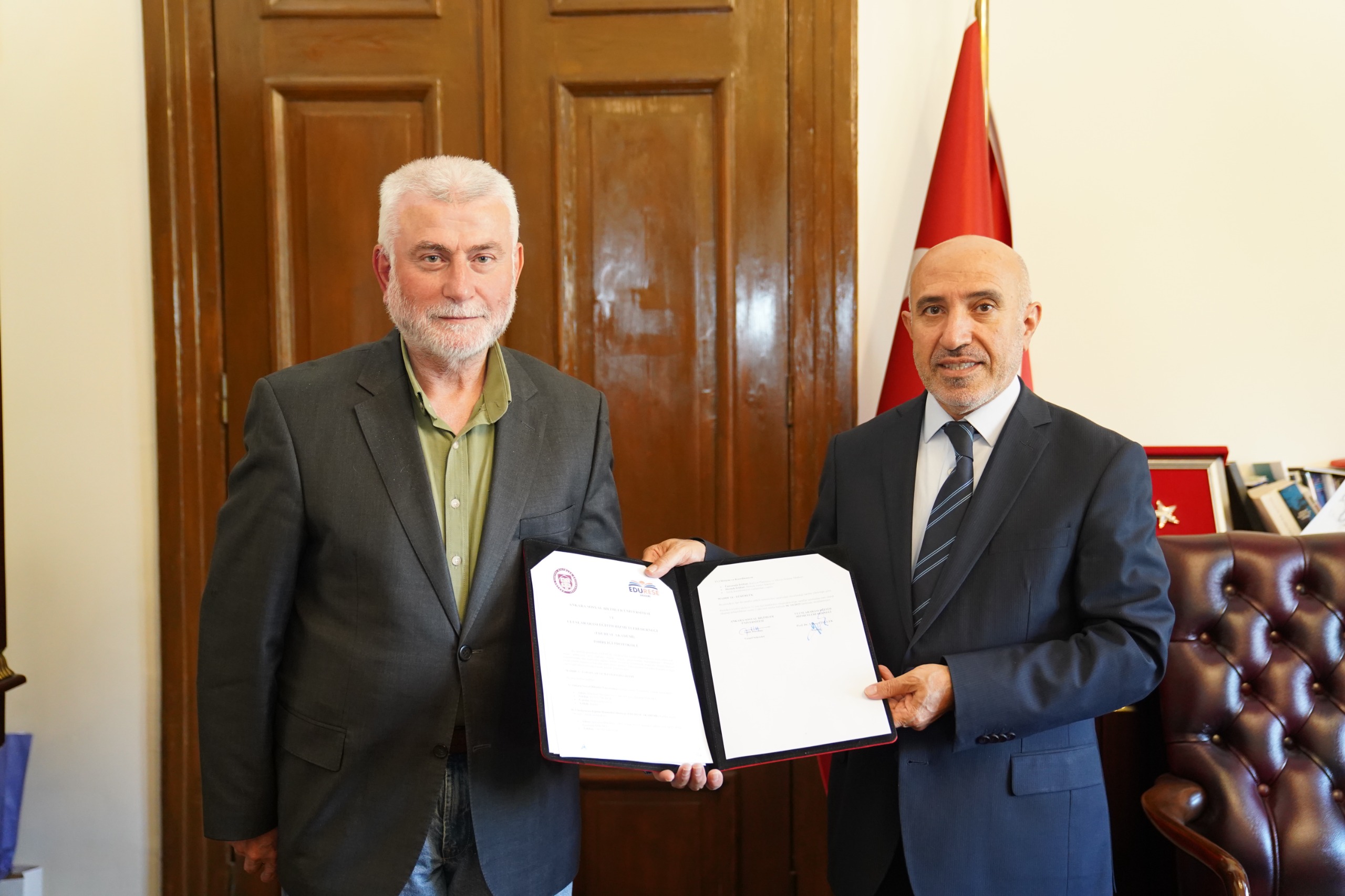 ASBÜ ve EDURESE Akademi Arasında İş Birliği Protokolü