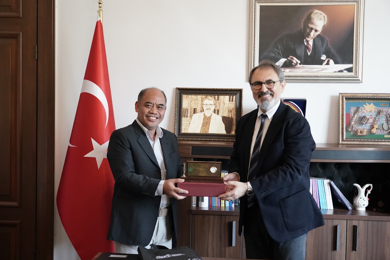 Endonezya Muhammadiyah Yogyakarta Üniversitesi Heyetinden ASBÜ Rektör Yardımcısı Prof. Dr. Türkçapar'a Ziyaret