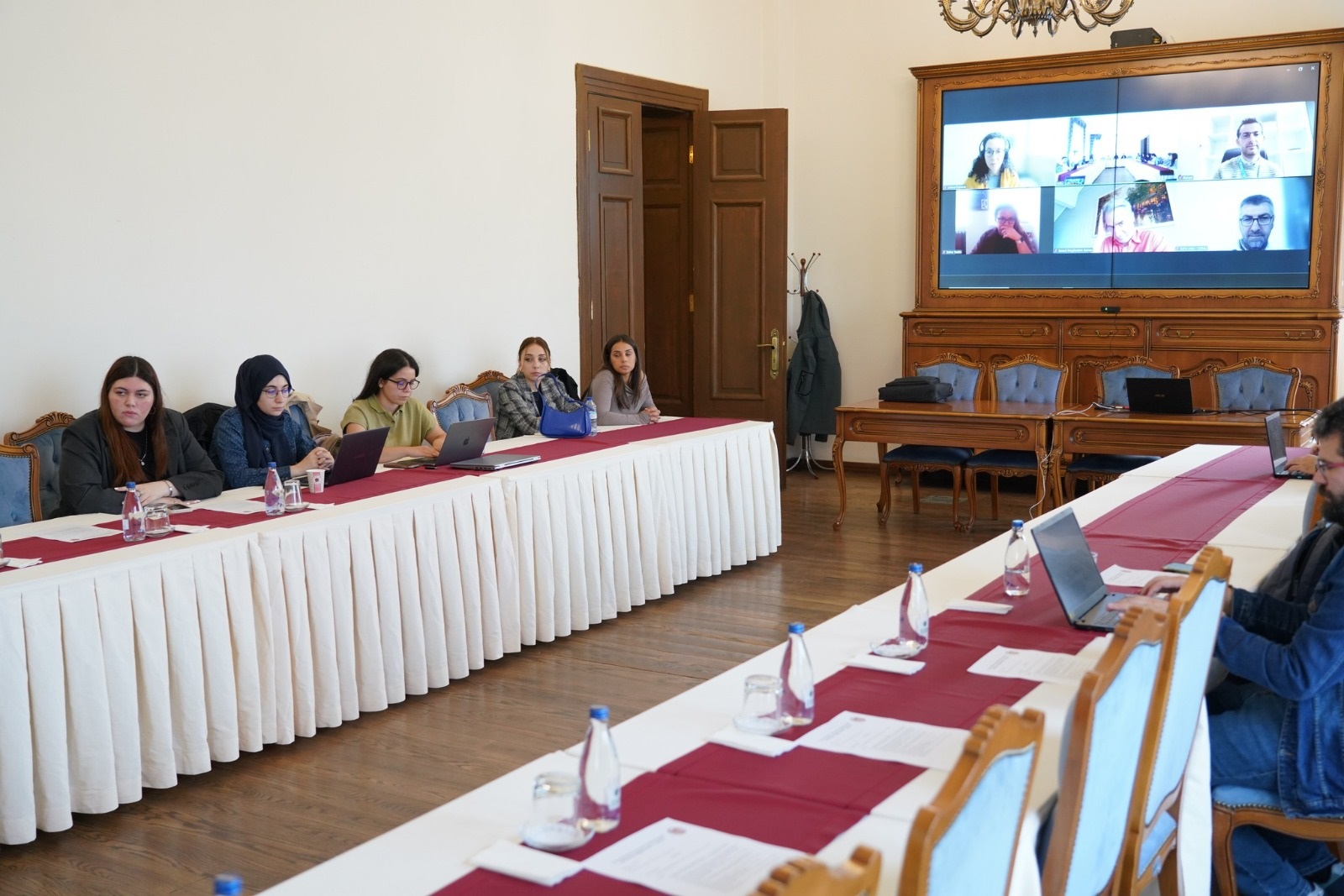 ASBÜ’de “Üniversitelerin İnovasyon ve Sürdürülebilir Kalkınmada Değişen Rolleri Çalıştayı” Düzenlendi