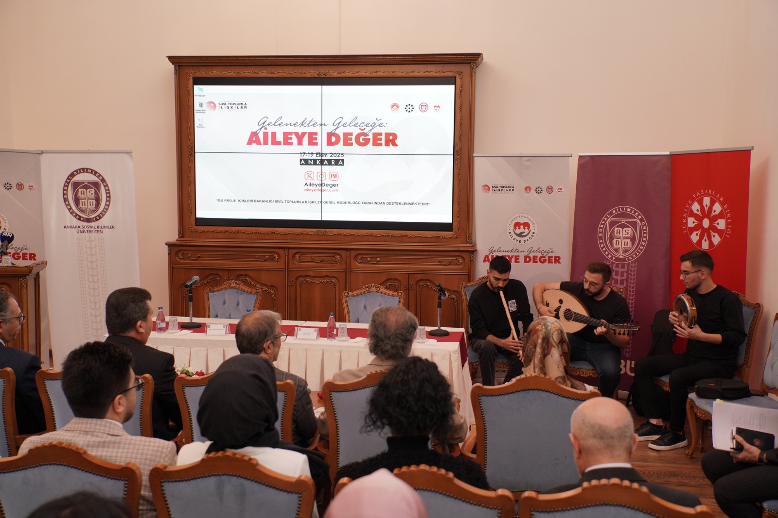 Gelenekten Geleceğe: Aileye Değer Projesi 