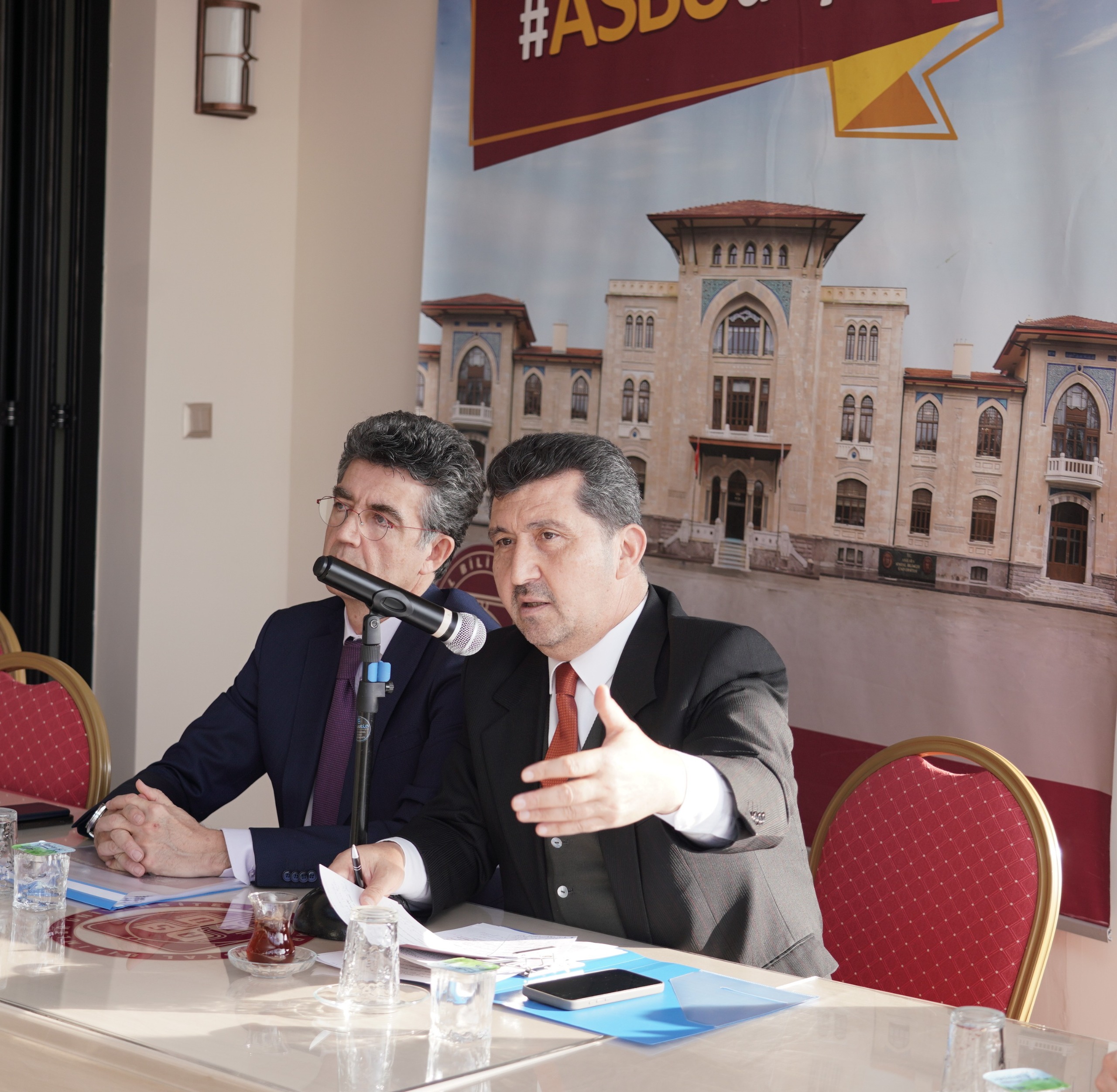 ASBÜ Siyasal Bilgiler Fakültesi Akademik Genel Kurul Toplantısı Düzenlendi