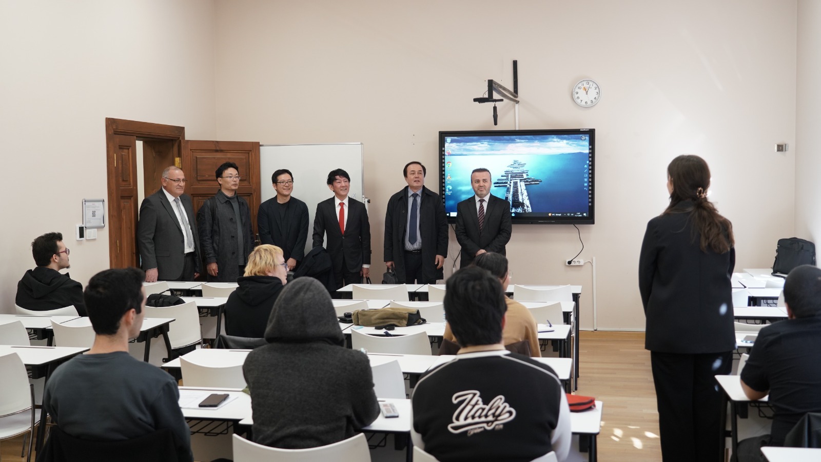 japon Heyeti ASBÜ Japonca Mütercim-Tercümanlık Anabilim Dalında İncelemelerde Bulundu 