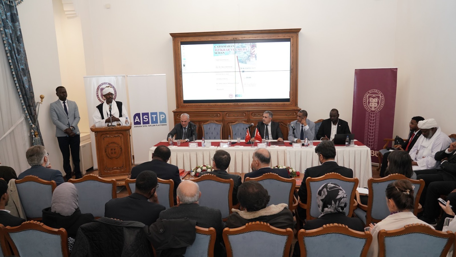 “Çatışmadan İstikrar ve Umuda Sudan” Paneli
