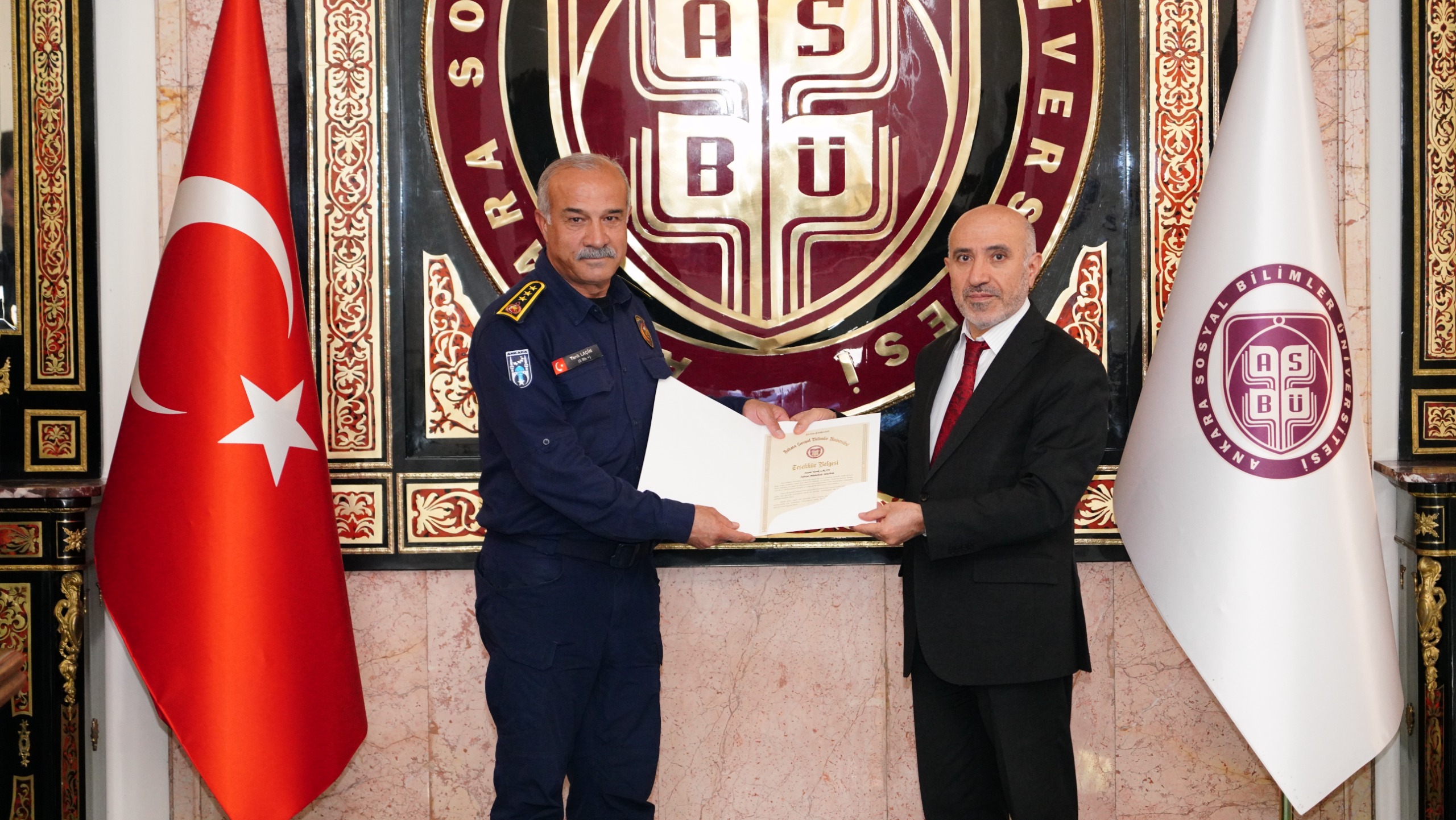 ASBÜ'de 
