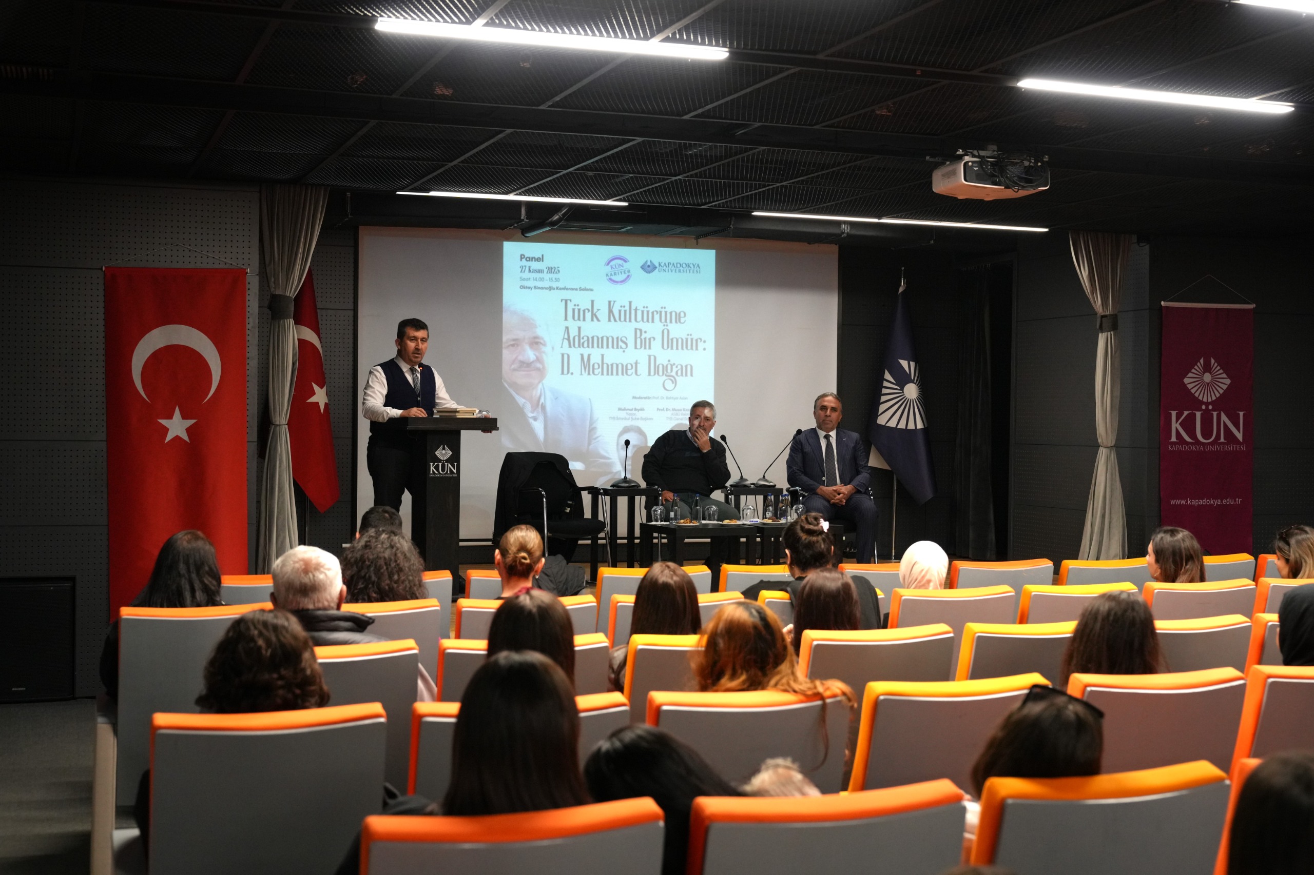 Etkinliğin açılışında