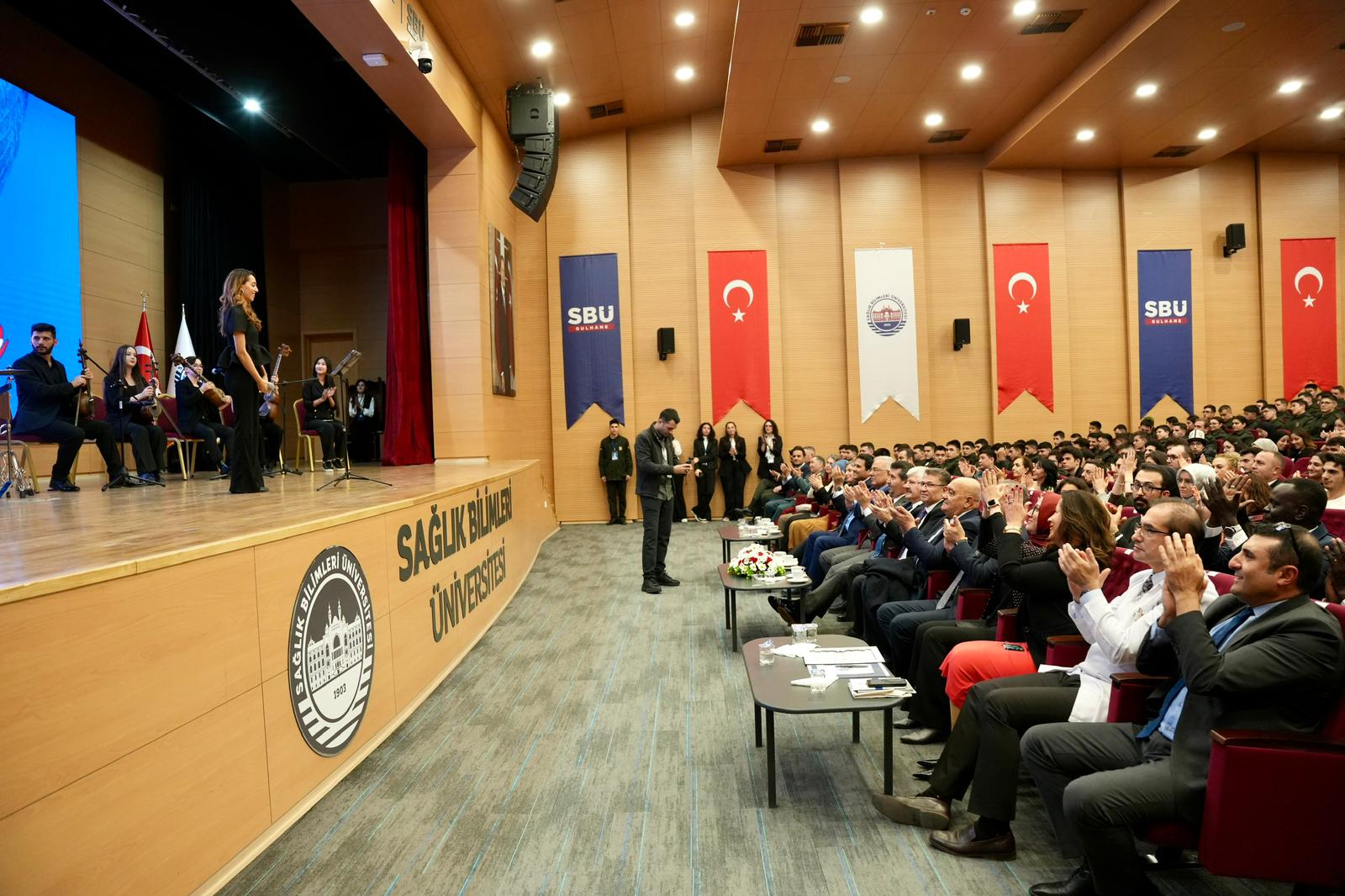  Ankara Gülhane Külliyesinde 
