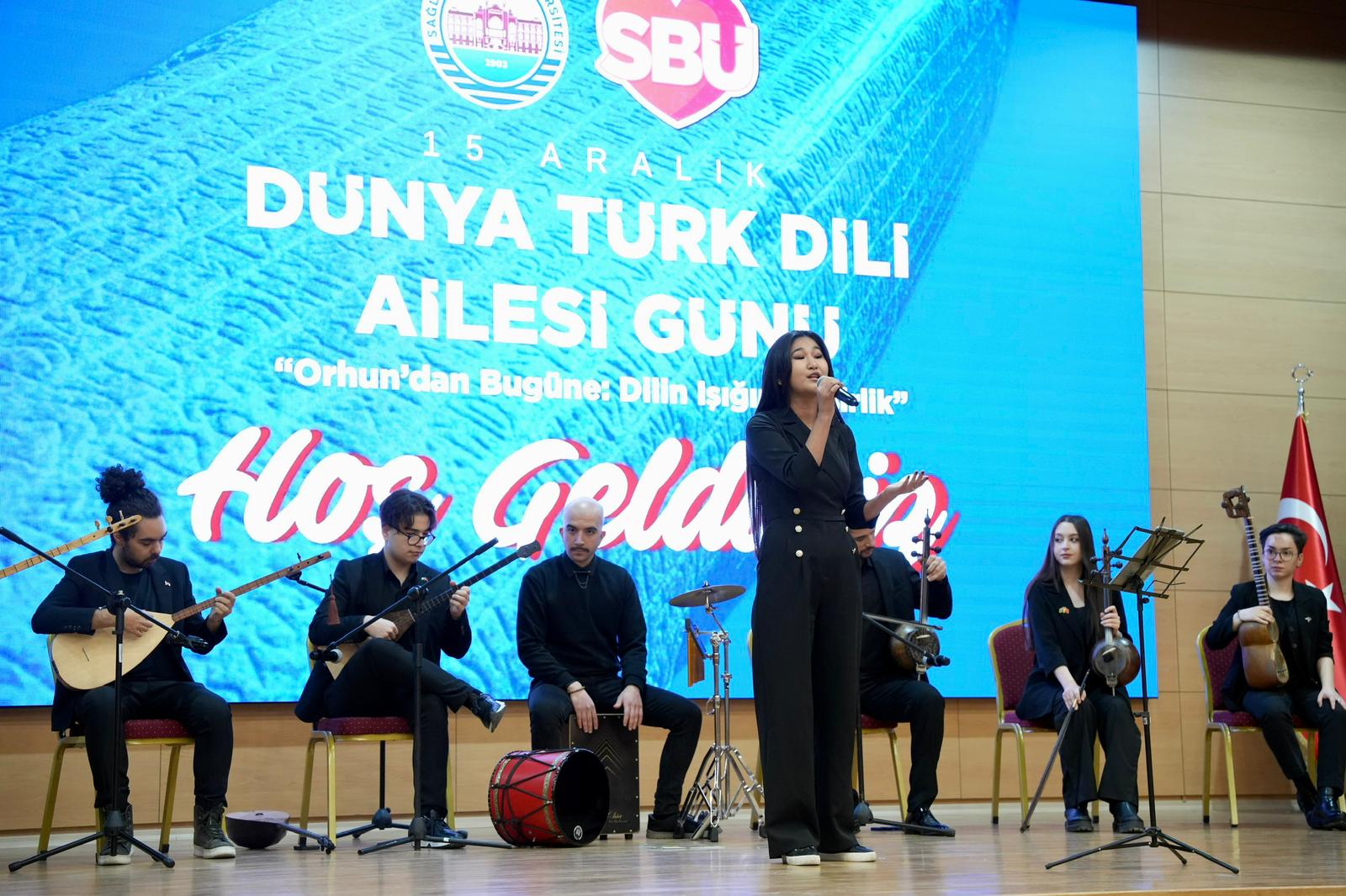 akademik bir çerçevede değerlendirildi.