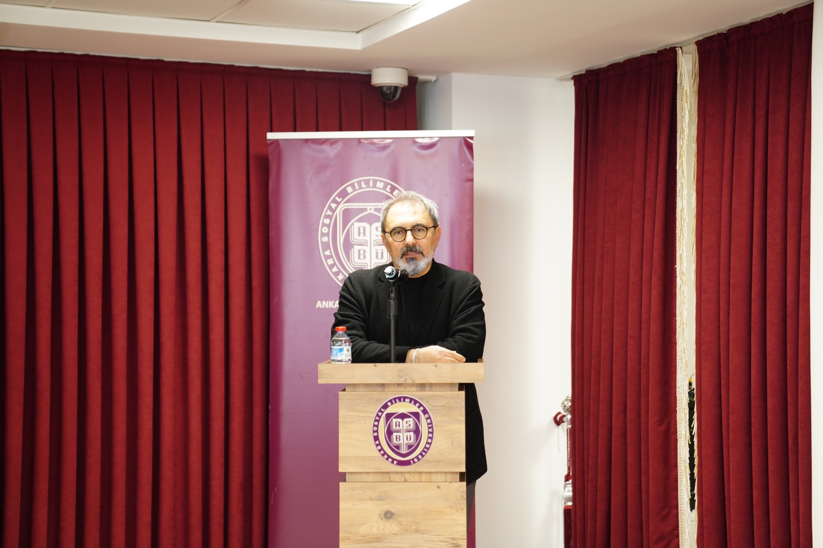 ASBÜ Rektör Yardımcıları 