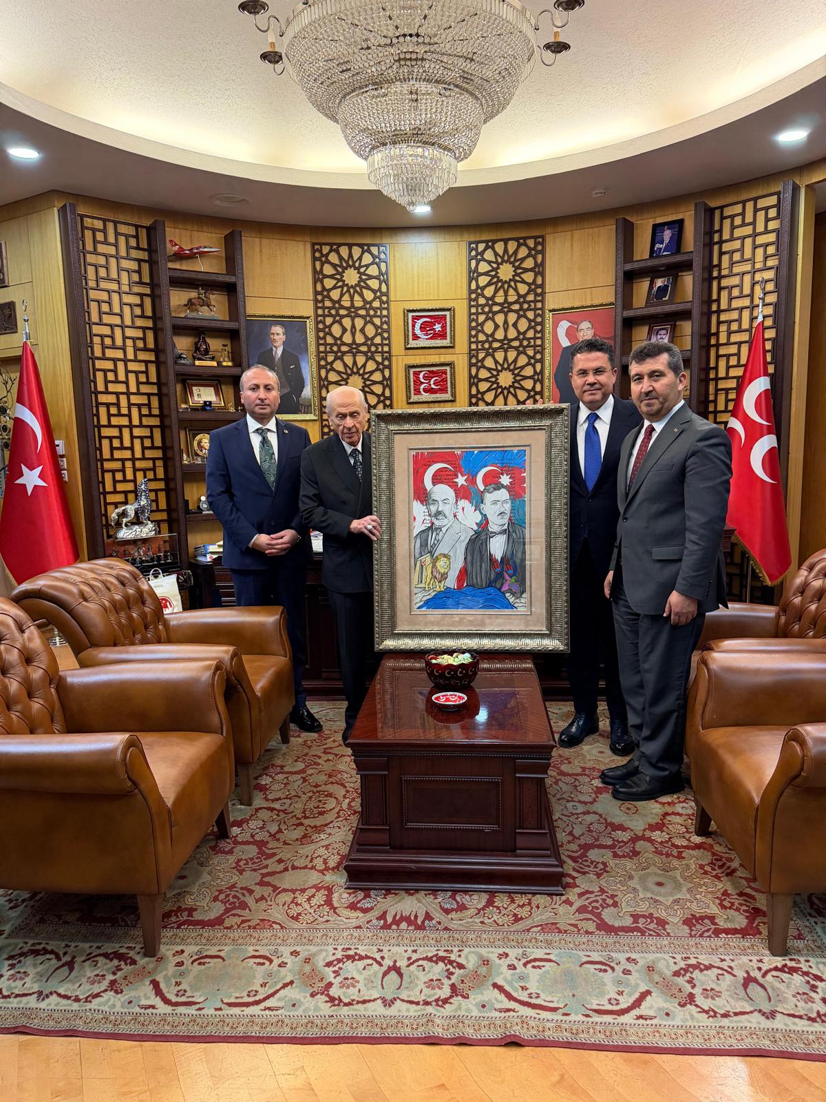 Sayın Devlet Bahçeli’ye bir ziyaret gerçekleştirildi.