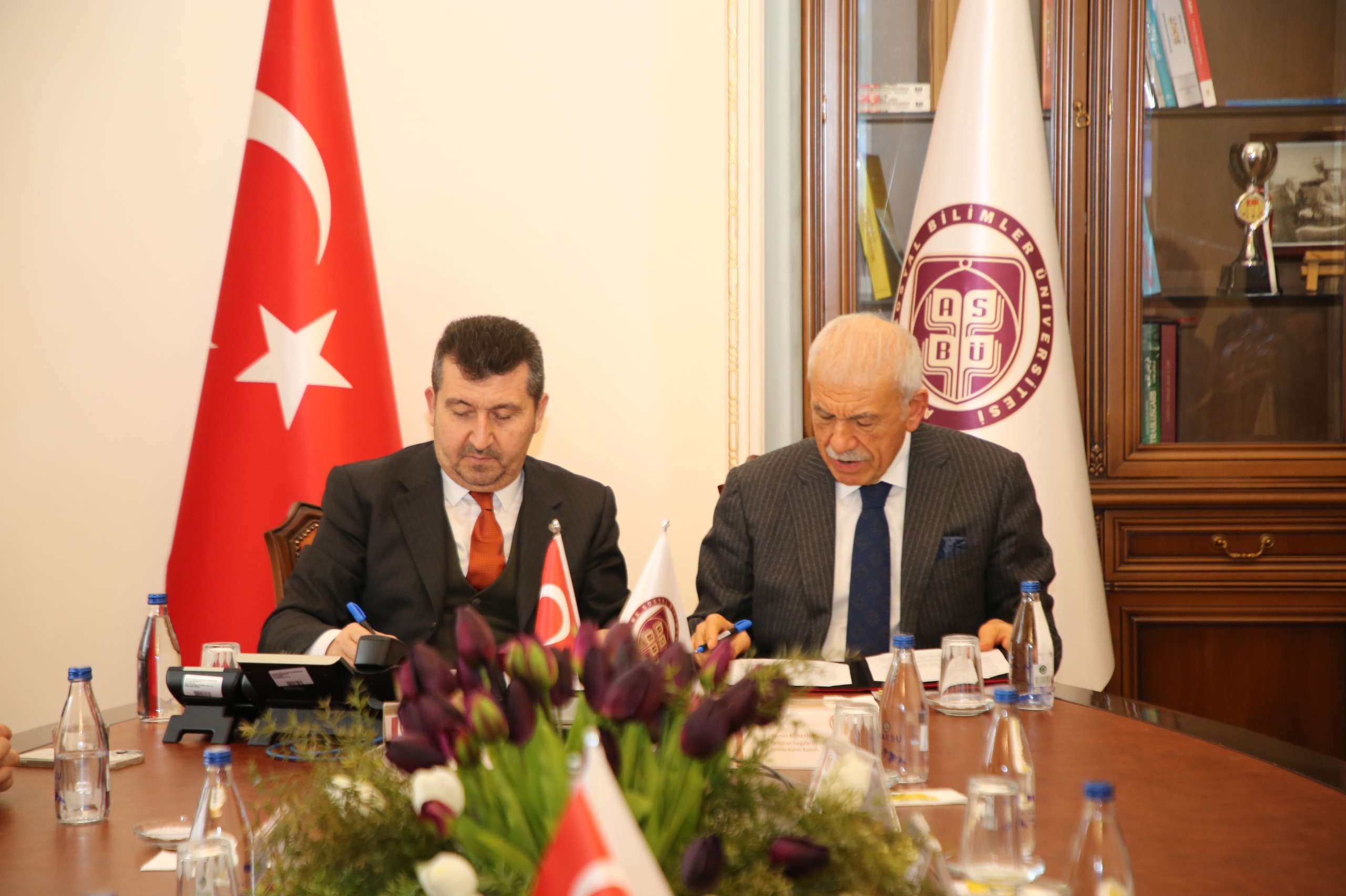 ASBÜ Hukuk Fakültesi ile