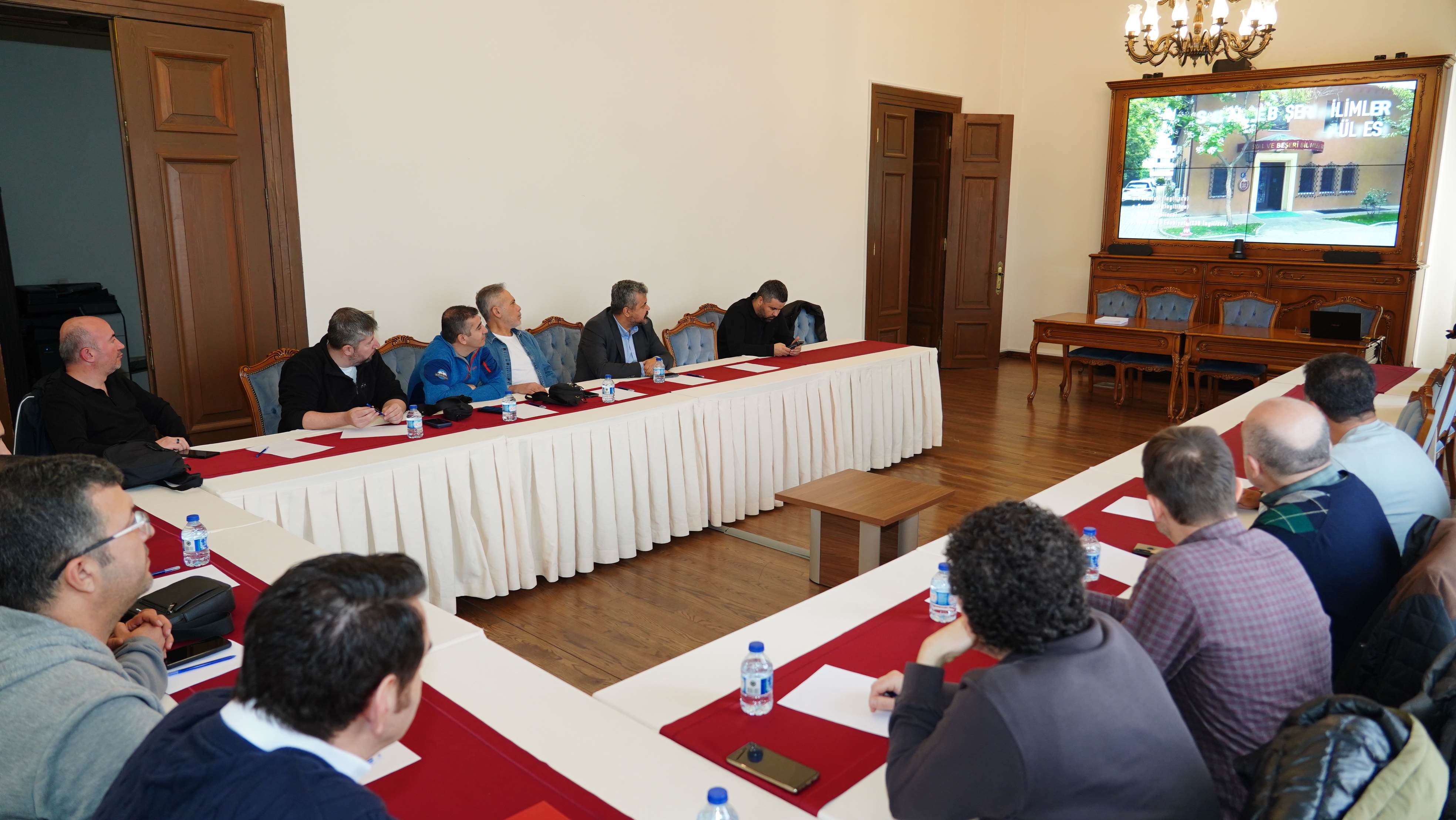 ASBÜ’de Eğitimcilerle 