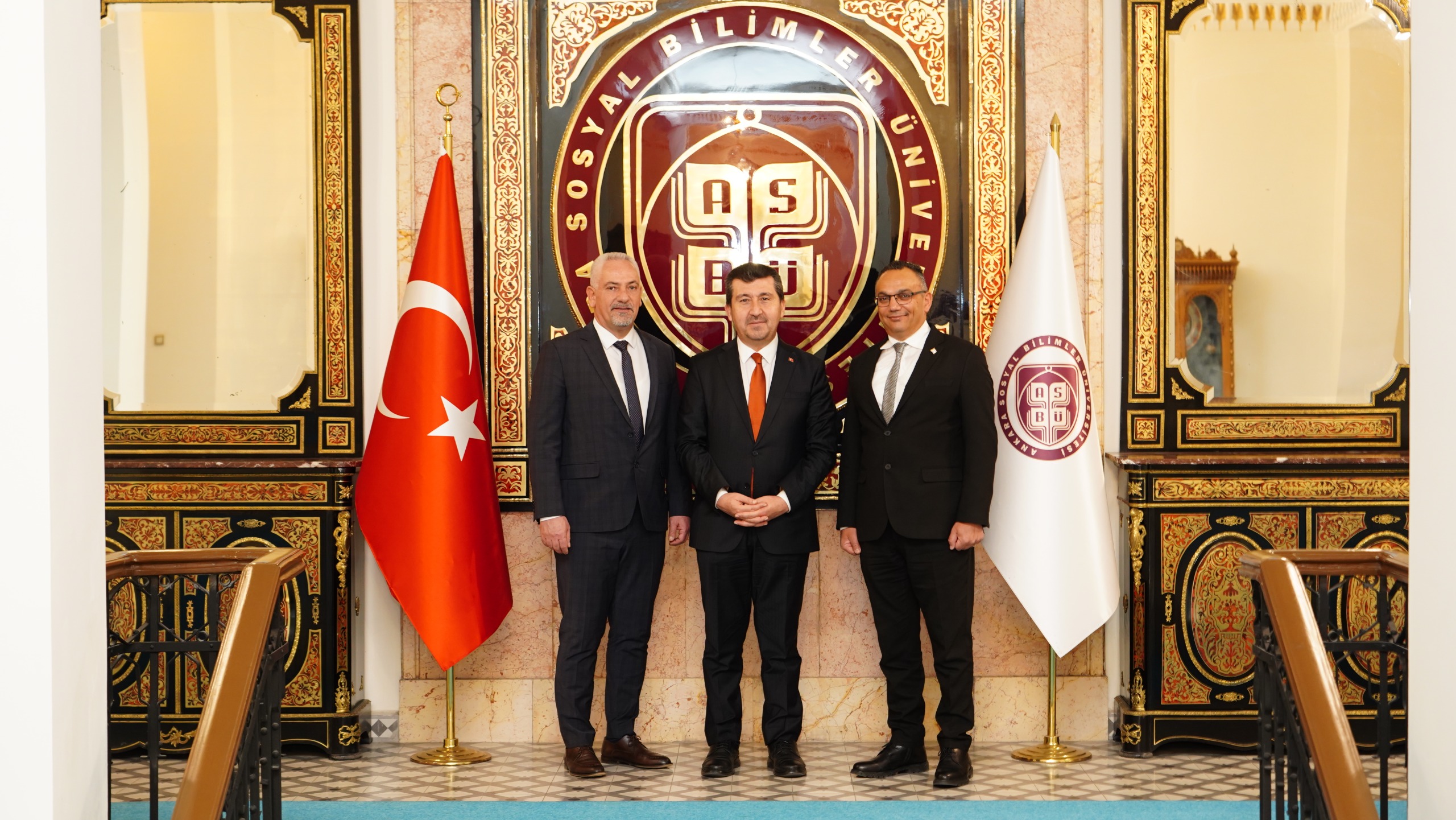 KKTC Millî Eğitim Bakanlığı Yüksek Öğrenim Müdürü 