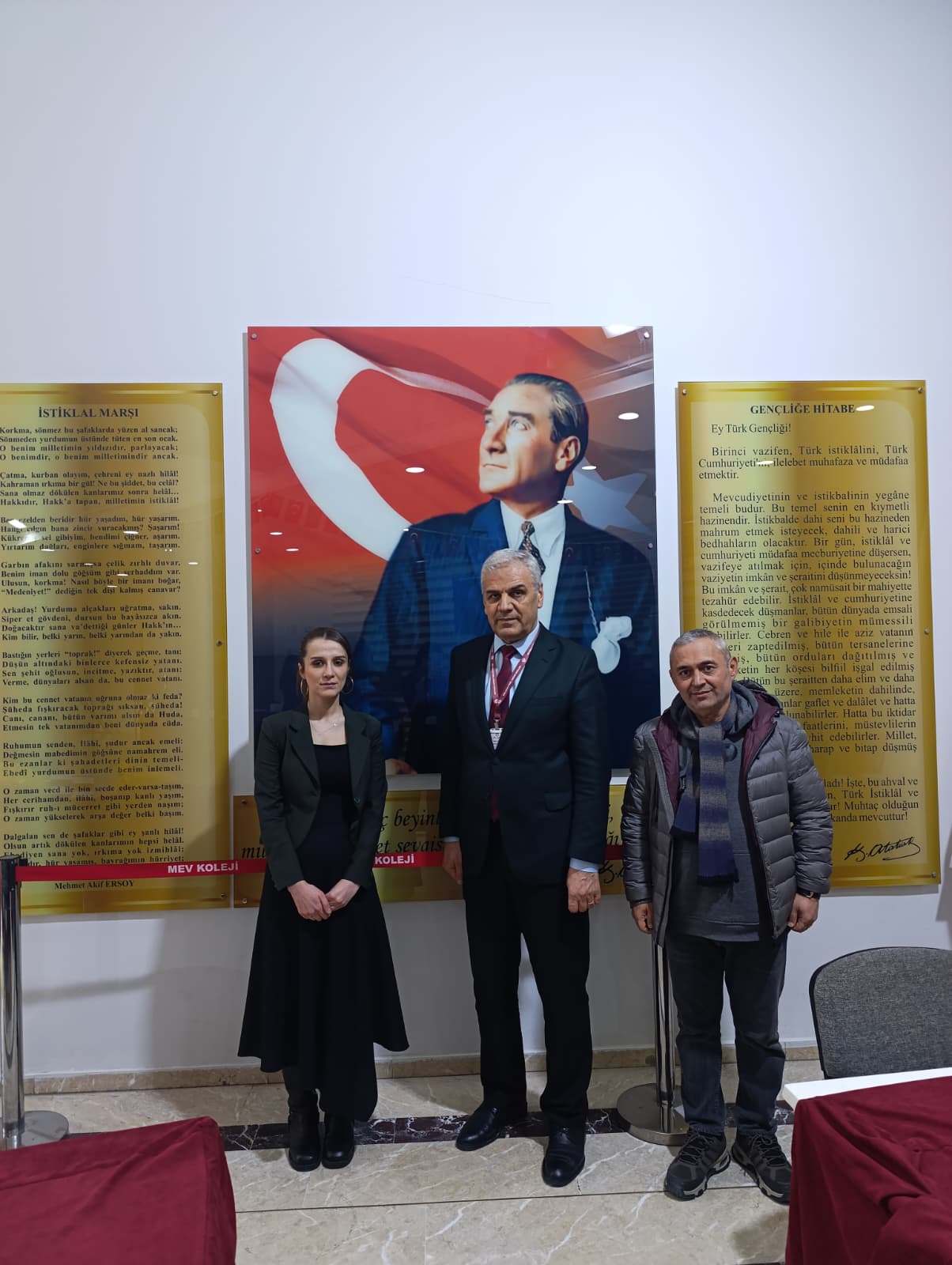 ASBÜ, MEV Koleji Tanıtım Günleri’nde Öğrencilerle Bir Araya Geldi