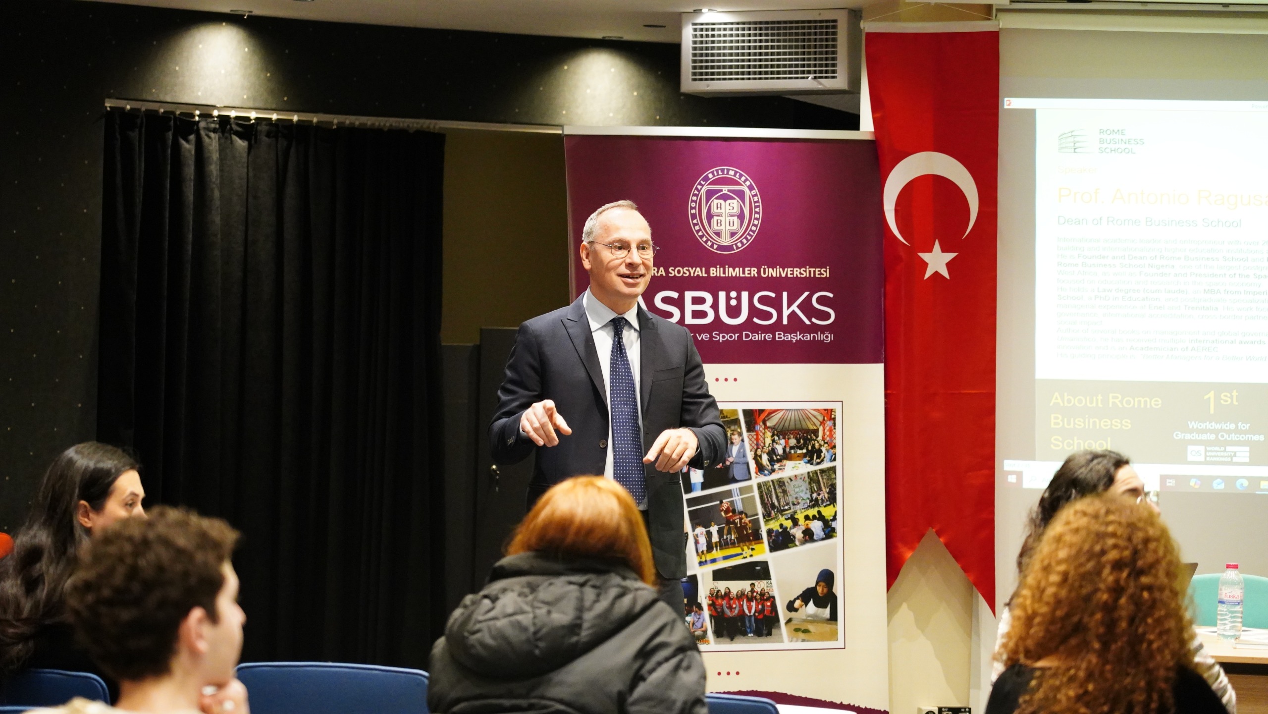 Rome Business School Tarafından Üniversitemizde Seminer Düzenlendi  Ankara Sosyal Bilimler Üniversitesi’nde 9 Şubat 2026 Pazartesi günü Sümerbank Etkinlik Salonu’nda Rome Business School tarafından seminer programı düzenlendi.