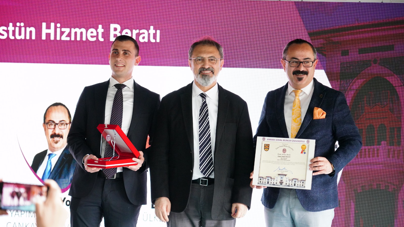  gerçekleştirildi.
