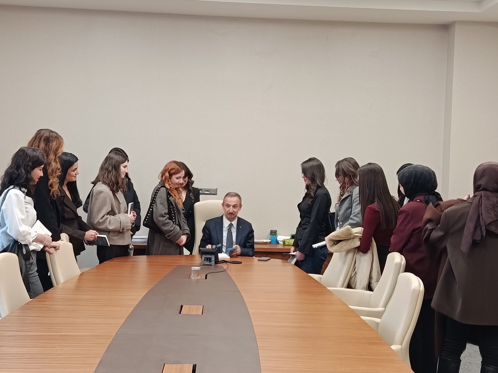 Yargıtay’dan ASBÜ Öğrencilerine Kariyer Rehberi: Hukukta Çok Yönlü Deneyimin Önemi Vurgulandı