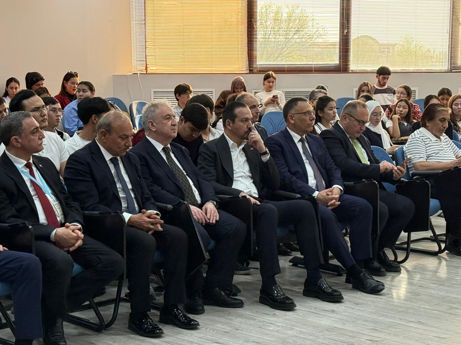Türkistan’da Yesevîlik ve Ahilik Arasındaki Tarihî Bağlar Ele Alındı