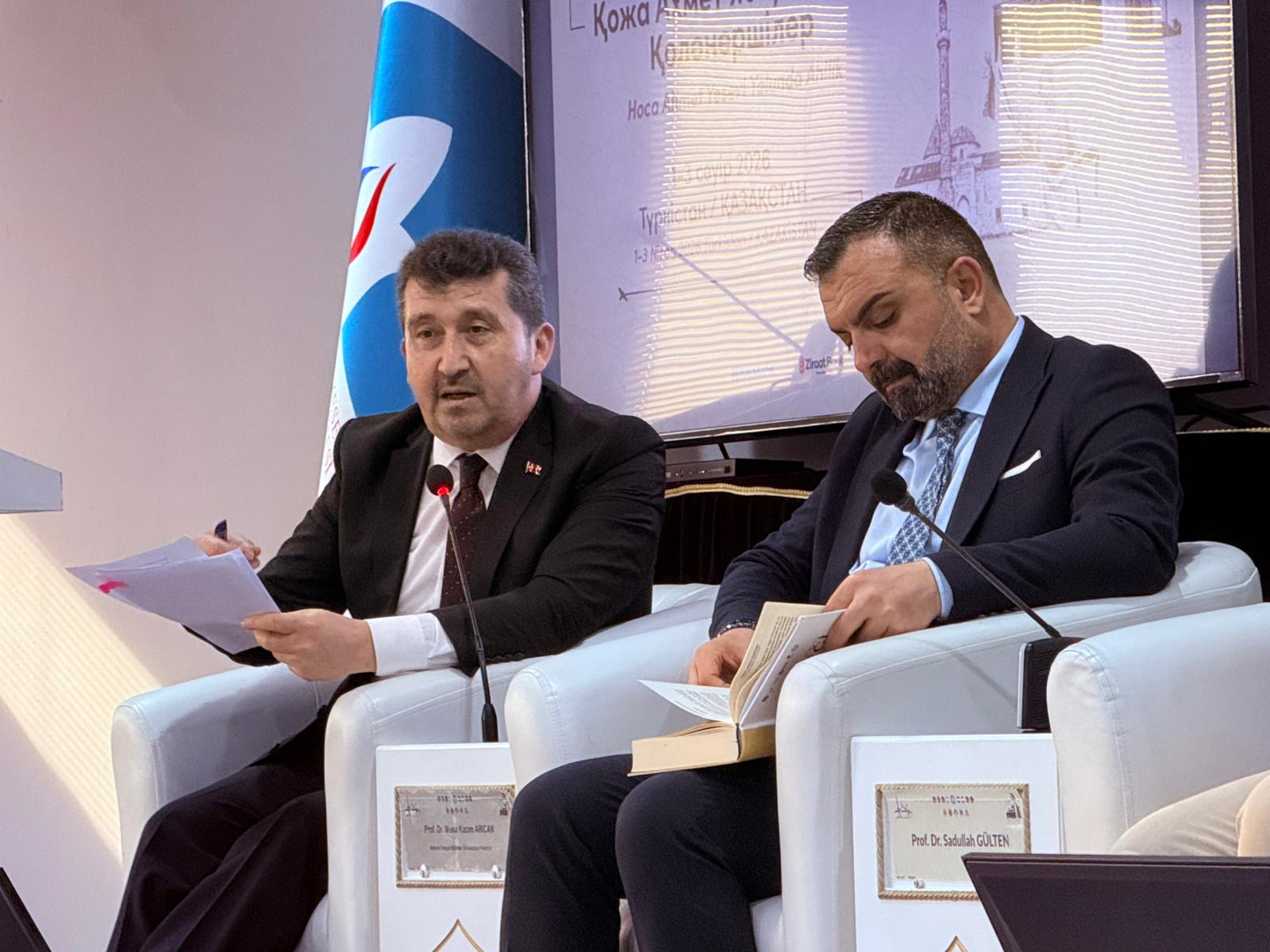 Türkistan’da Yesevîlik ve Ahilik Arasındaki Tarihî Bağlar Ele Alındı