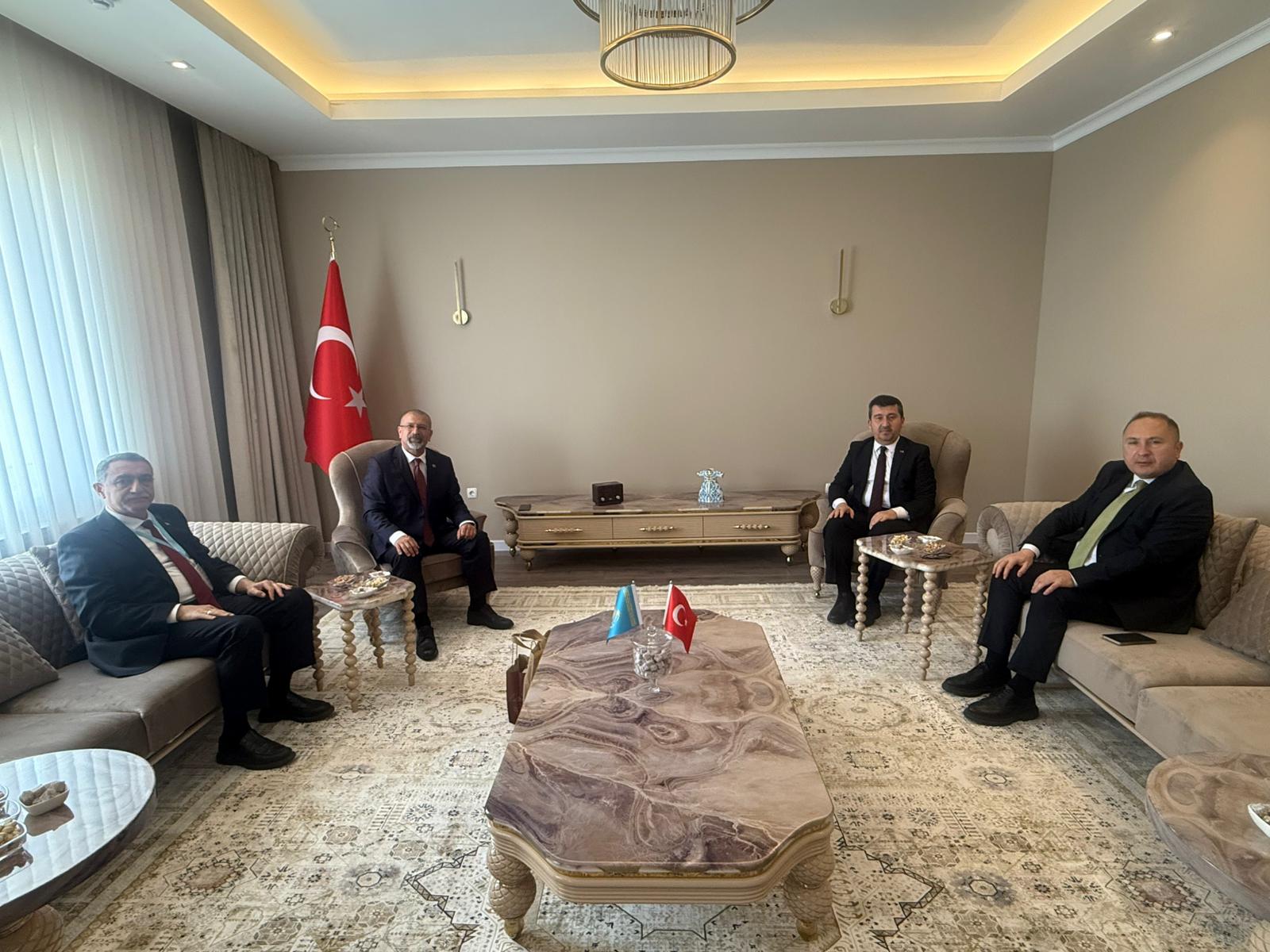 ASBÜ’den Türkistan’da Akademik ve Diplomatik Temas: Yükseköğretimde Çok Boyutlu İş Birliği Gündemi Ele Alındı