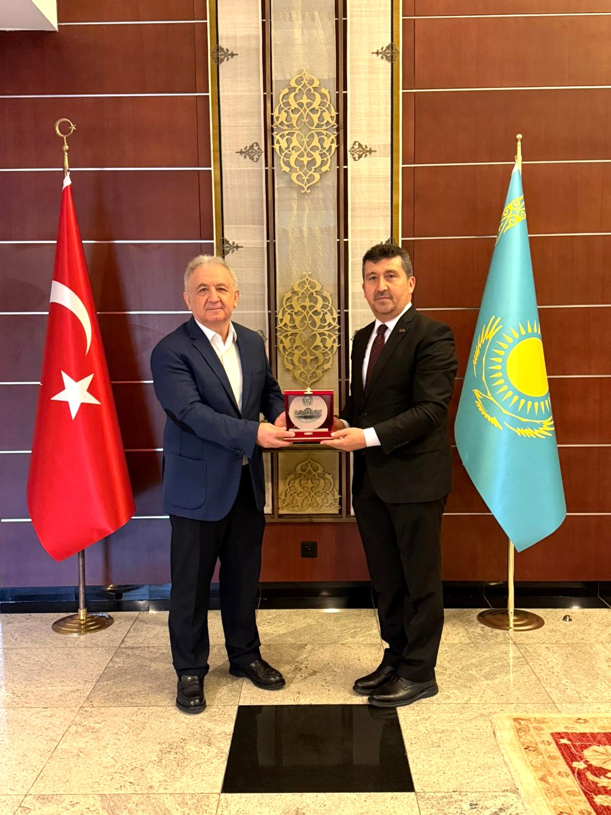 İş Birliği 