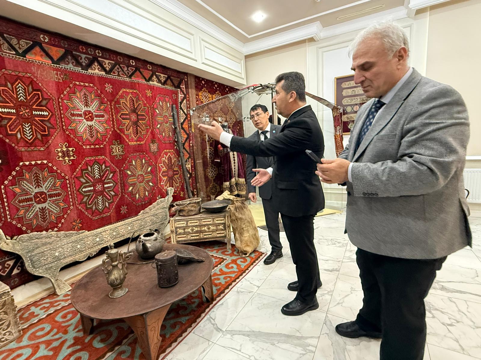 Türk 